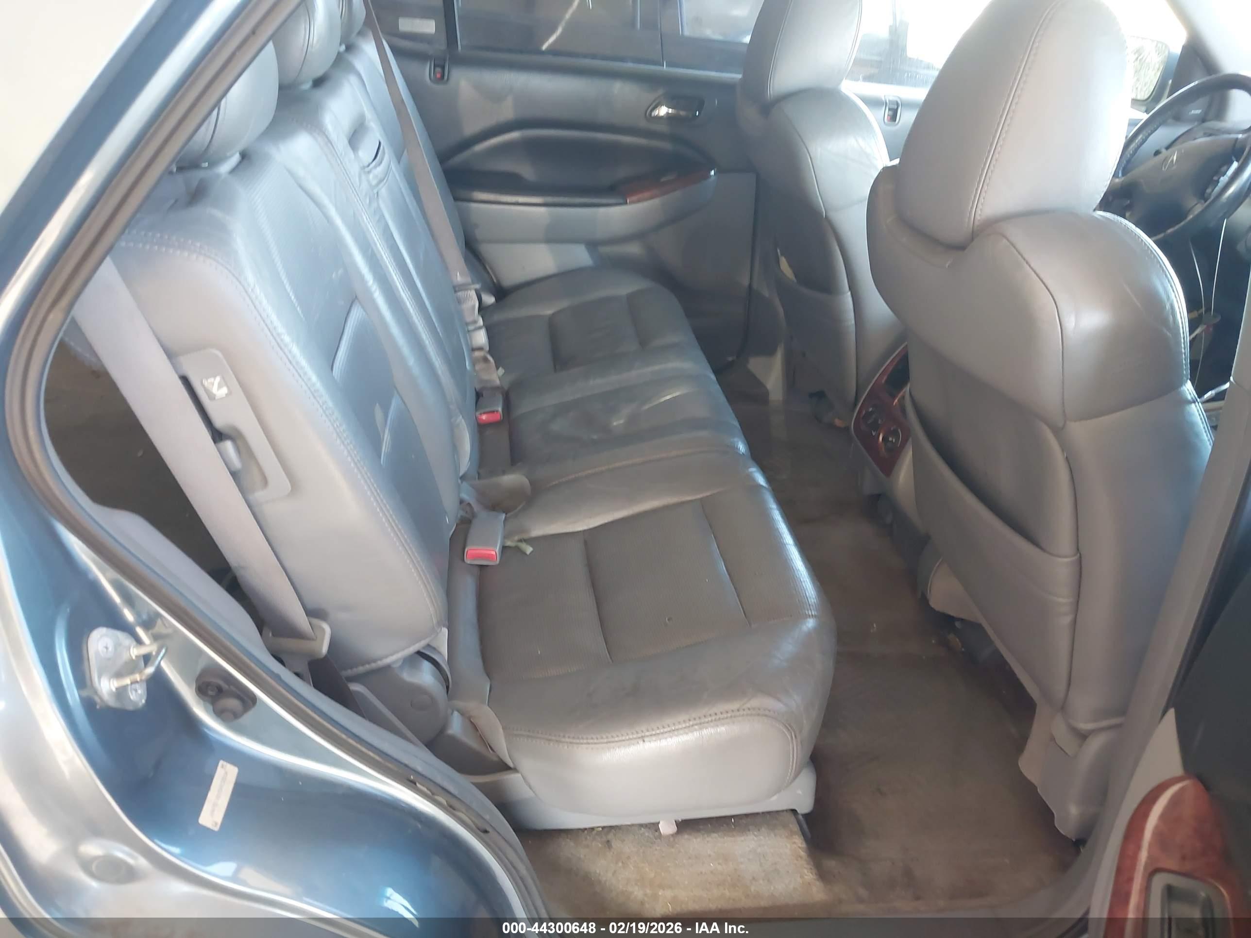 ACURA MDX image 8