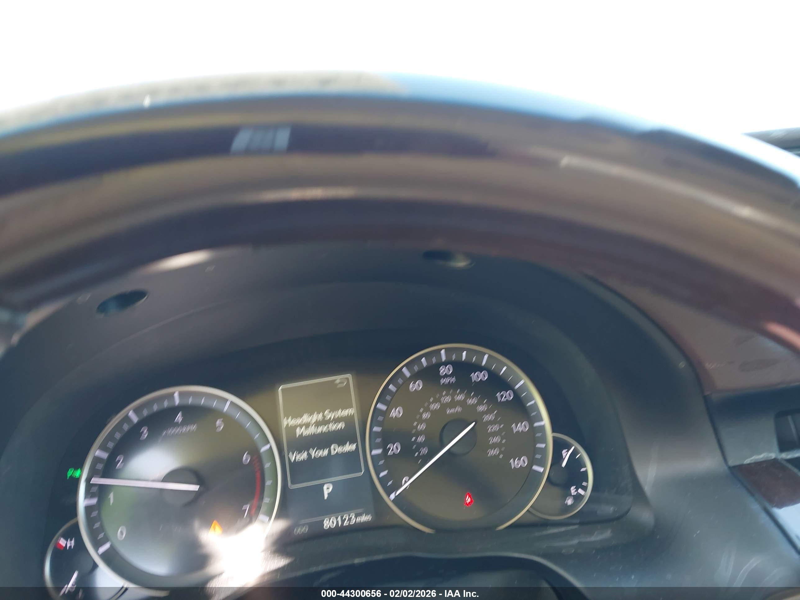 LEXUS ES image 7