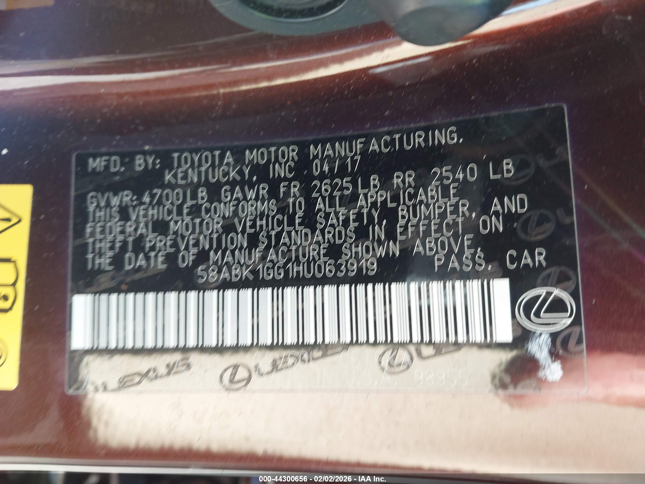 LEXUS ES image 9