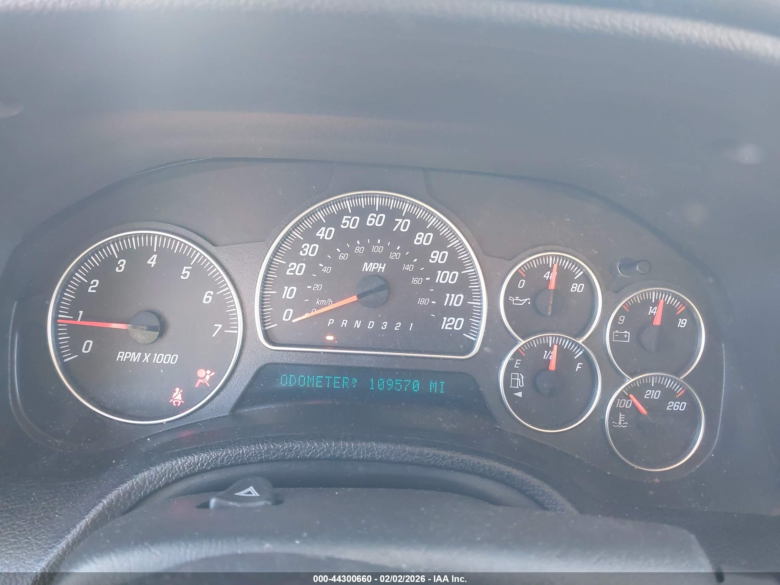 GMC ENVOY image 7