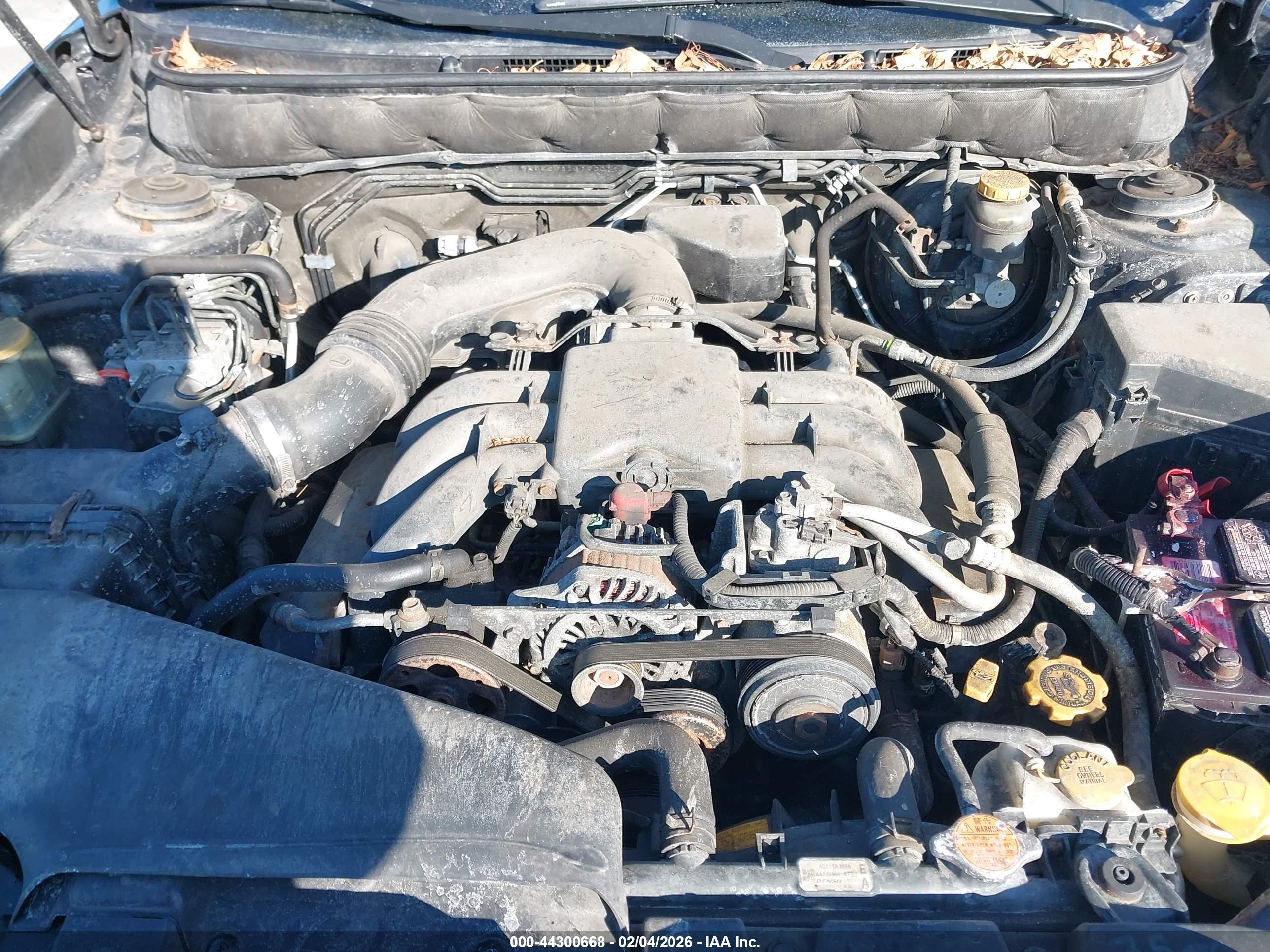 SUBARU OUTBACK image 10