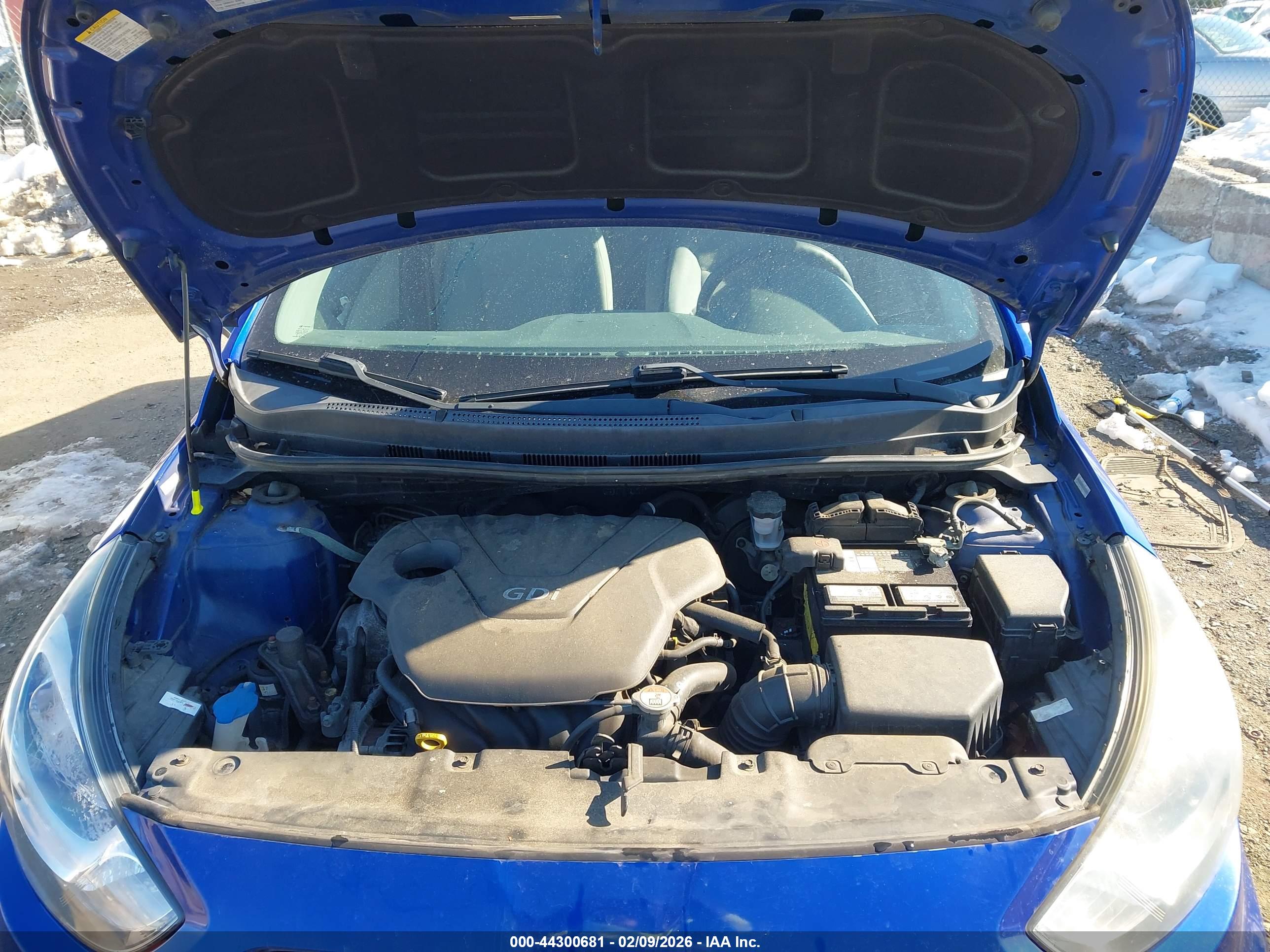 HYUNDAI ACCENT image 10