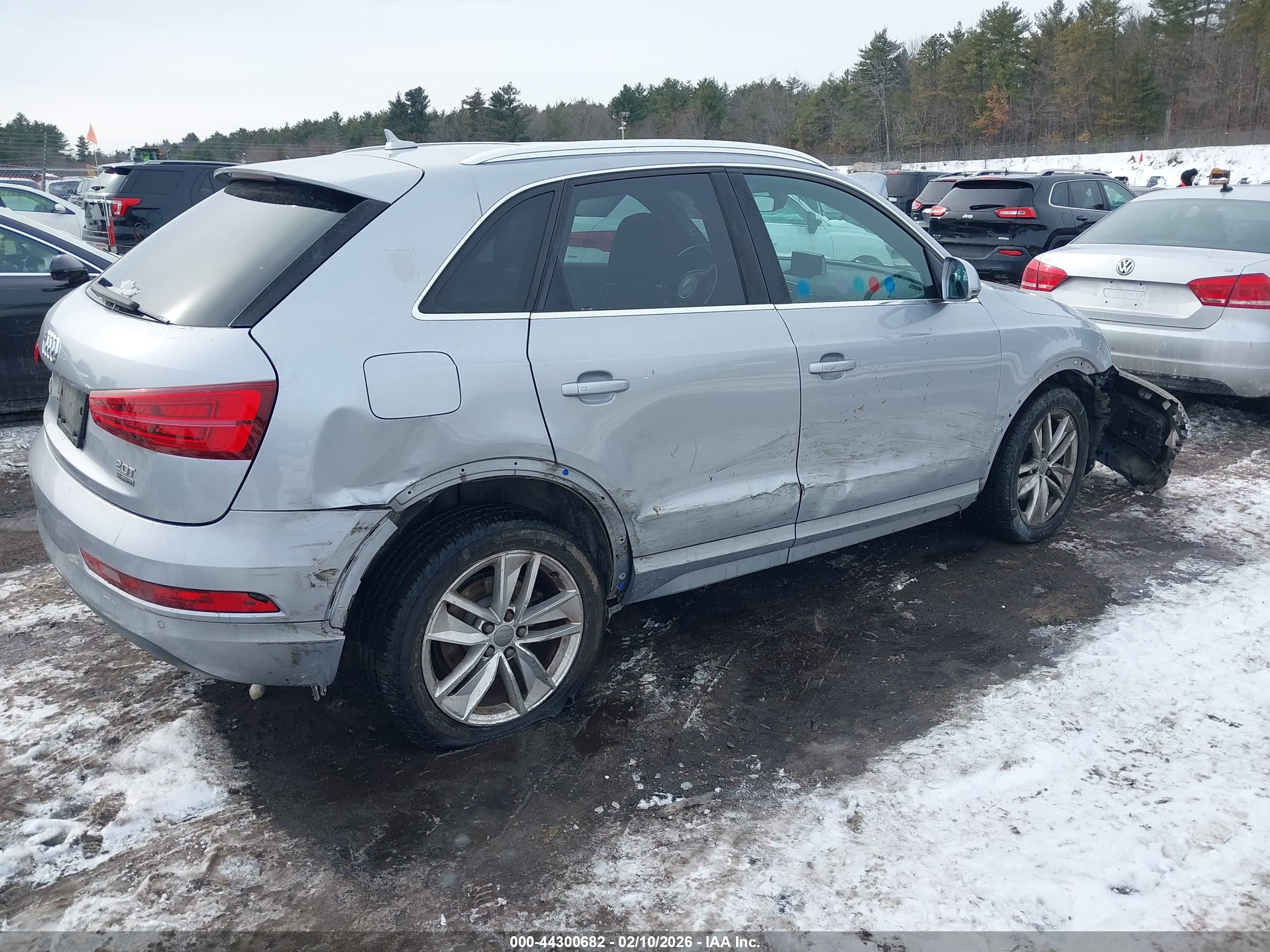 AUDI Q3 image 4