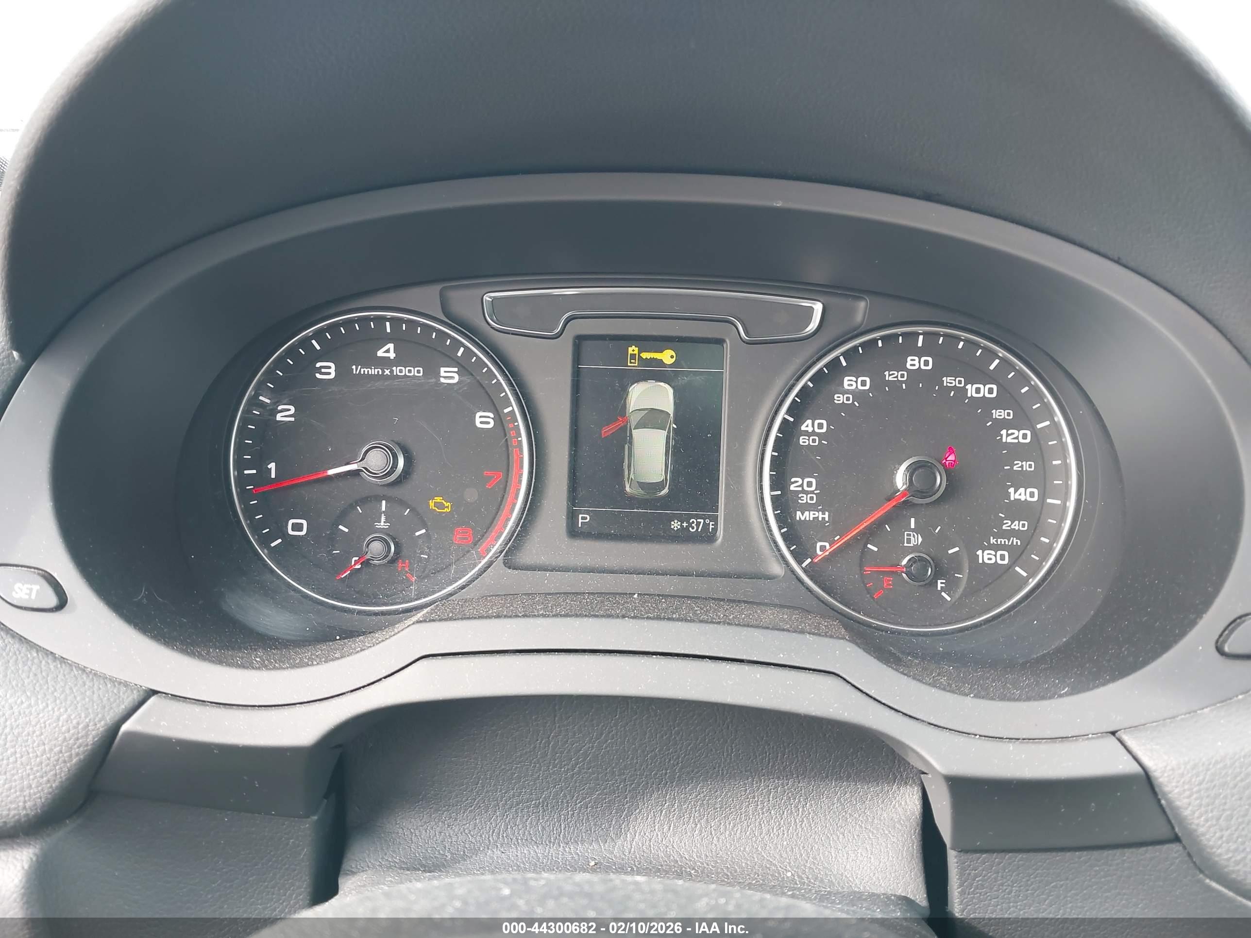 AUDI Q3 image 7