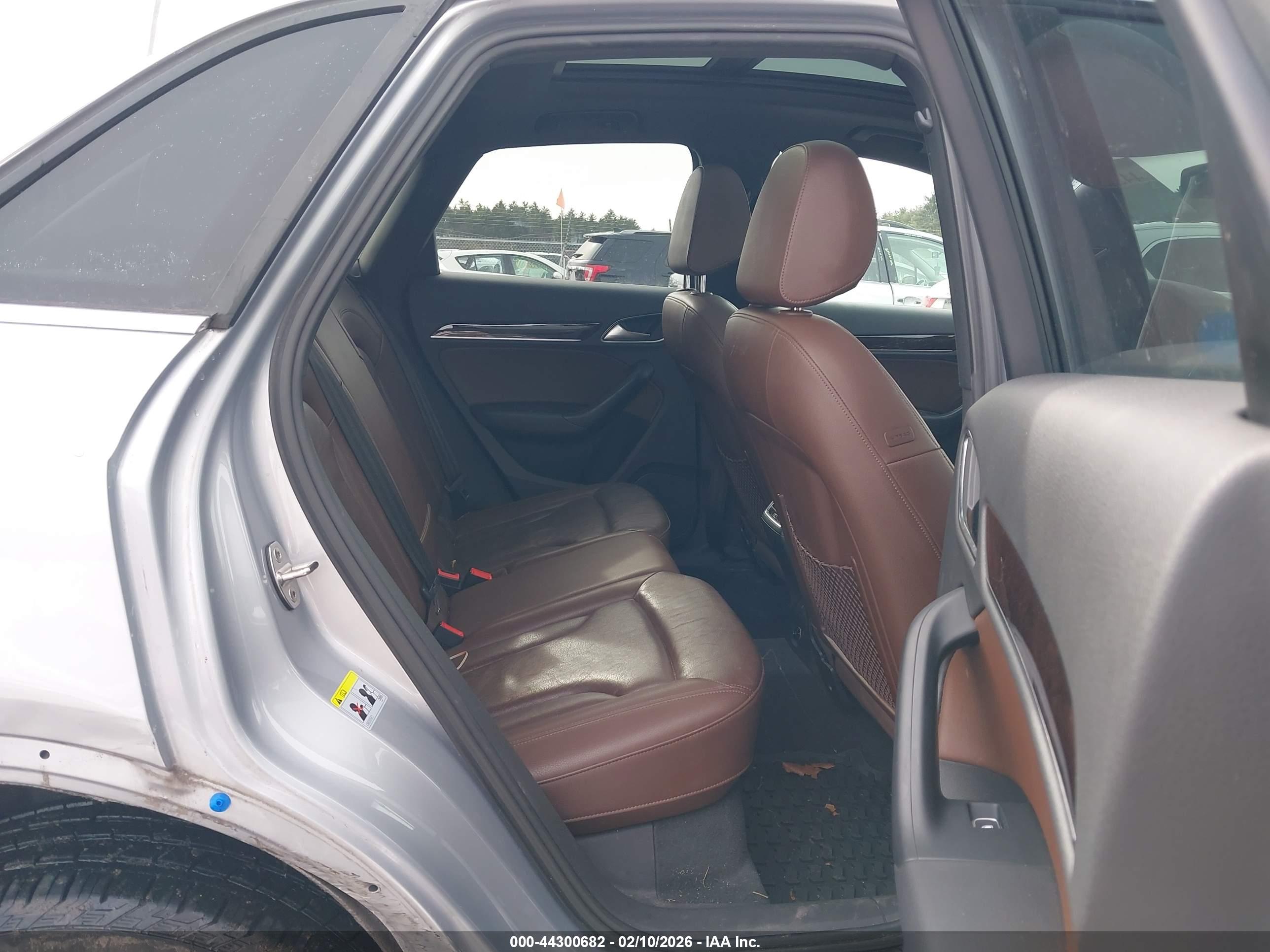 AUDI Q3 image 8