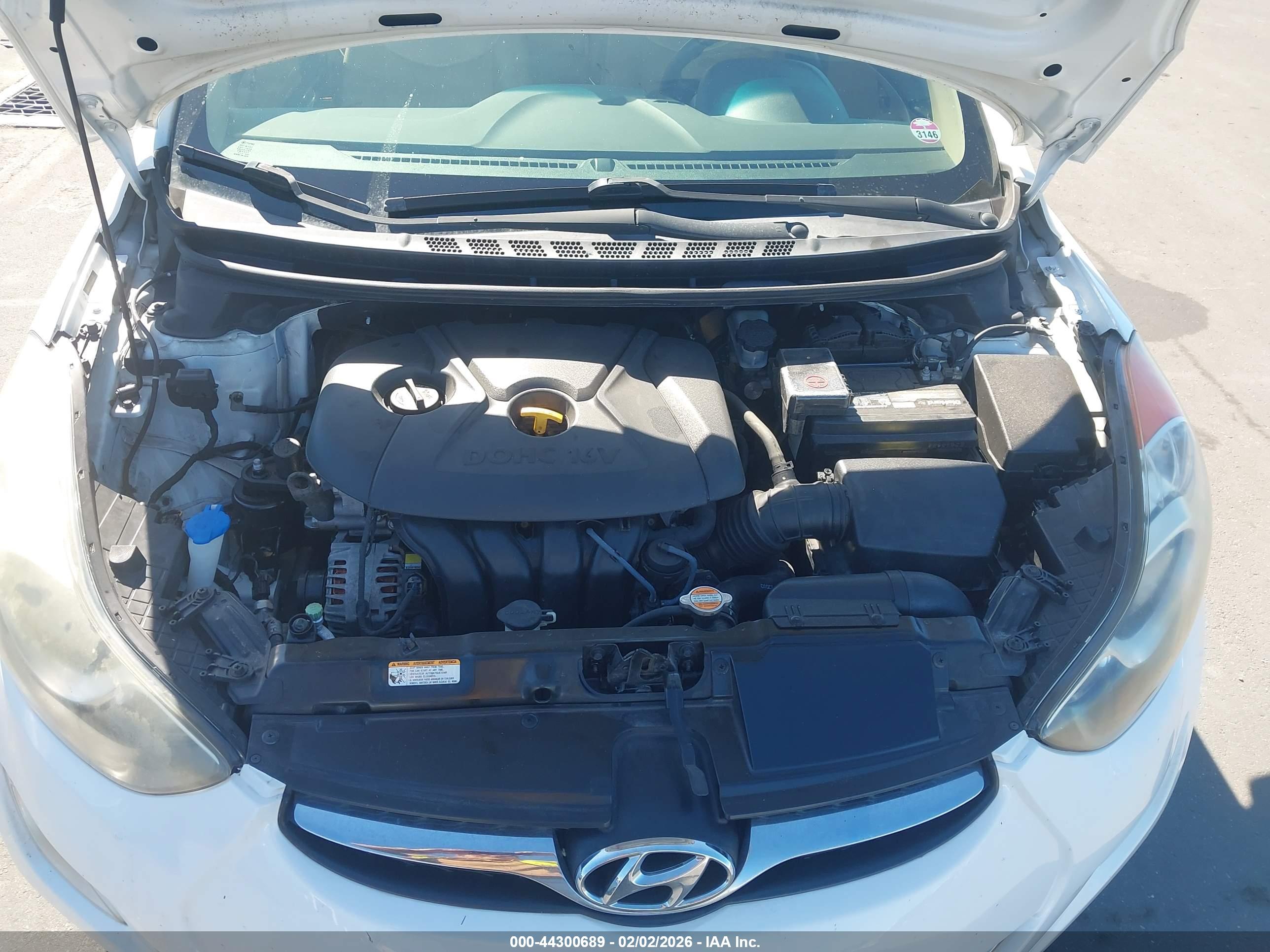 HYUNDAI ELANTRA image 10