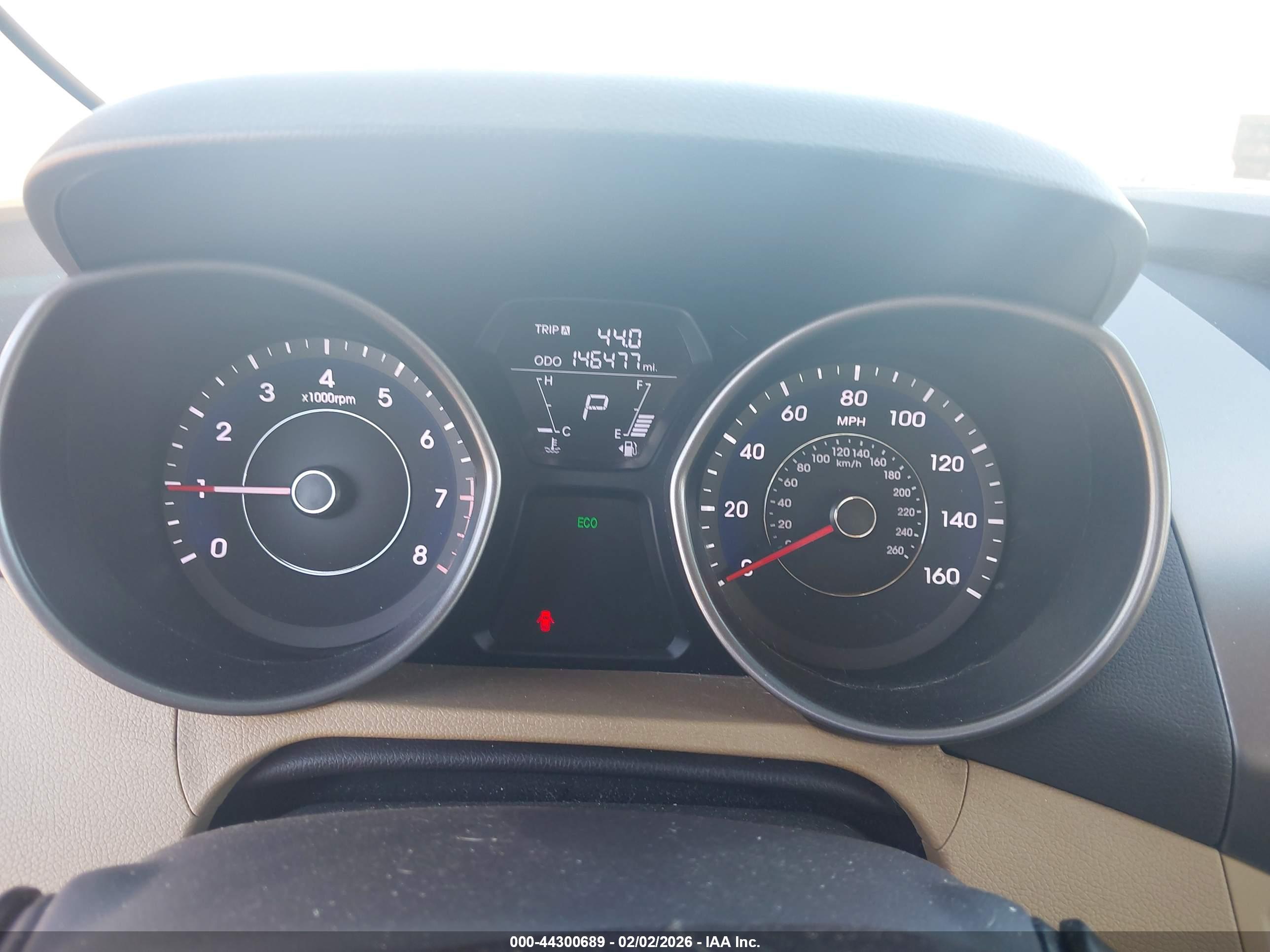 HYUNDAI ELANTRA image 7