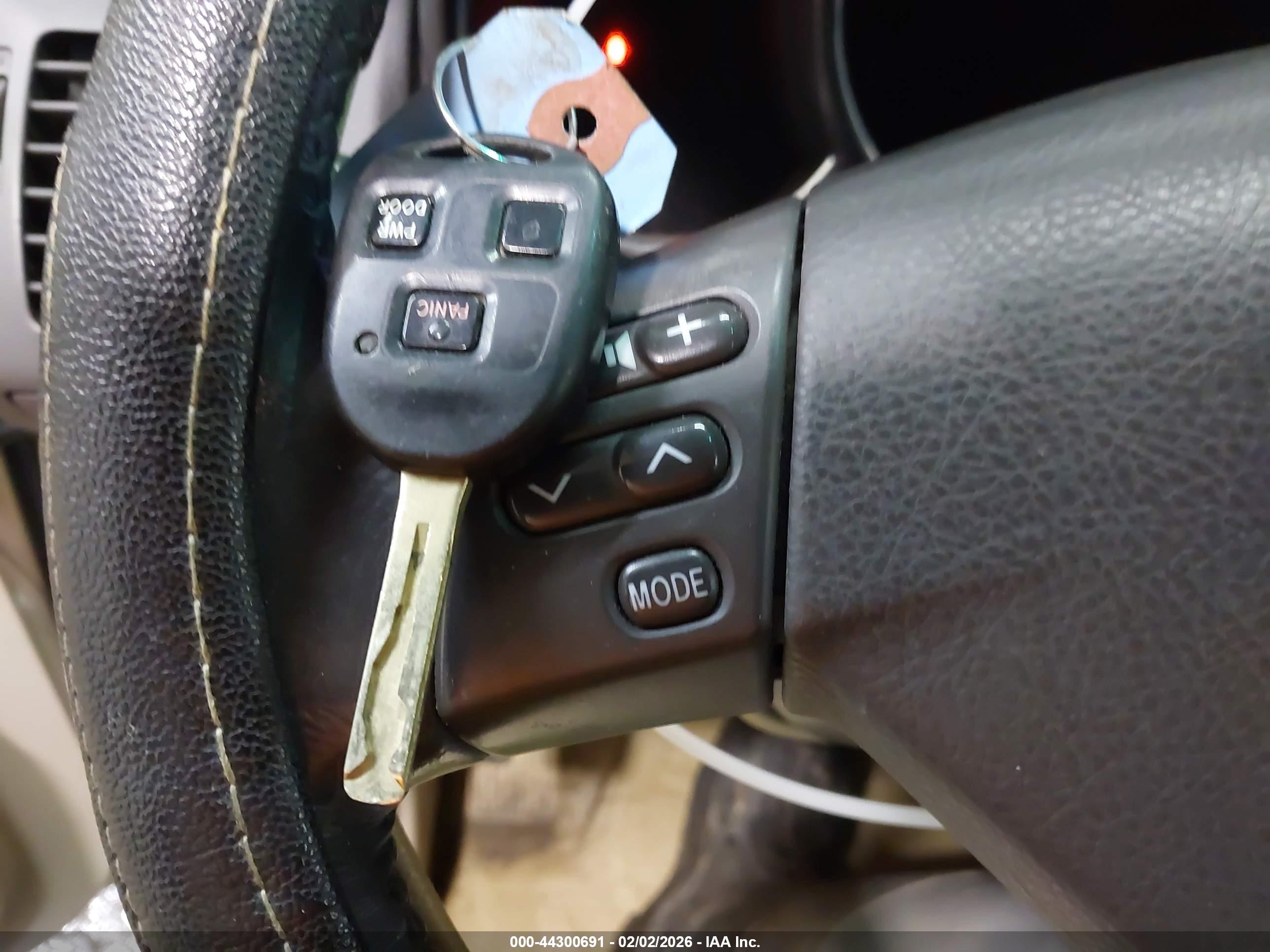 LEXUS RX image 11