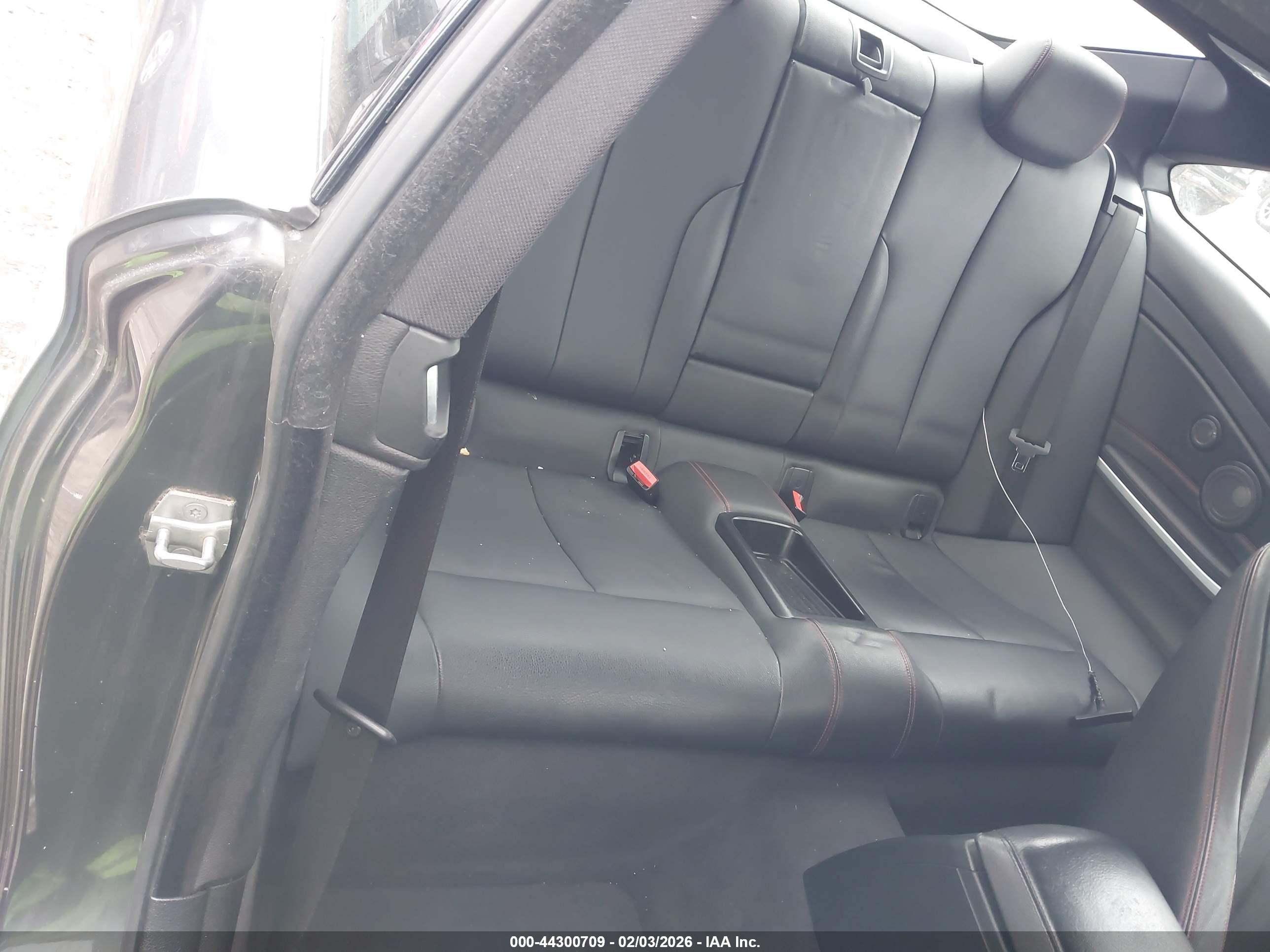 BMW 430I image 8
