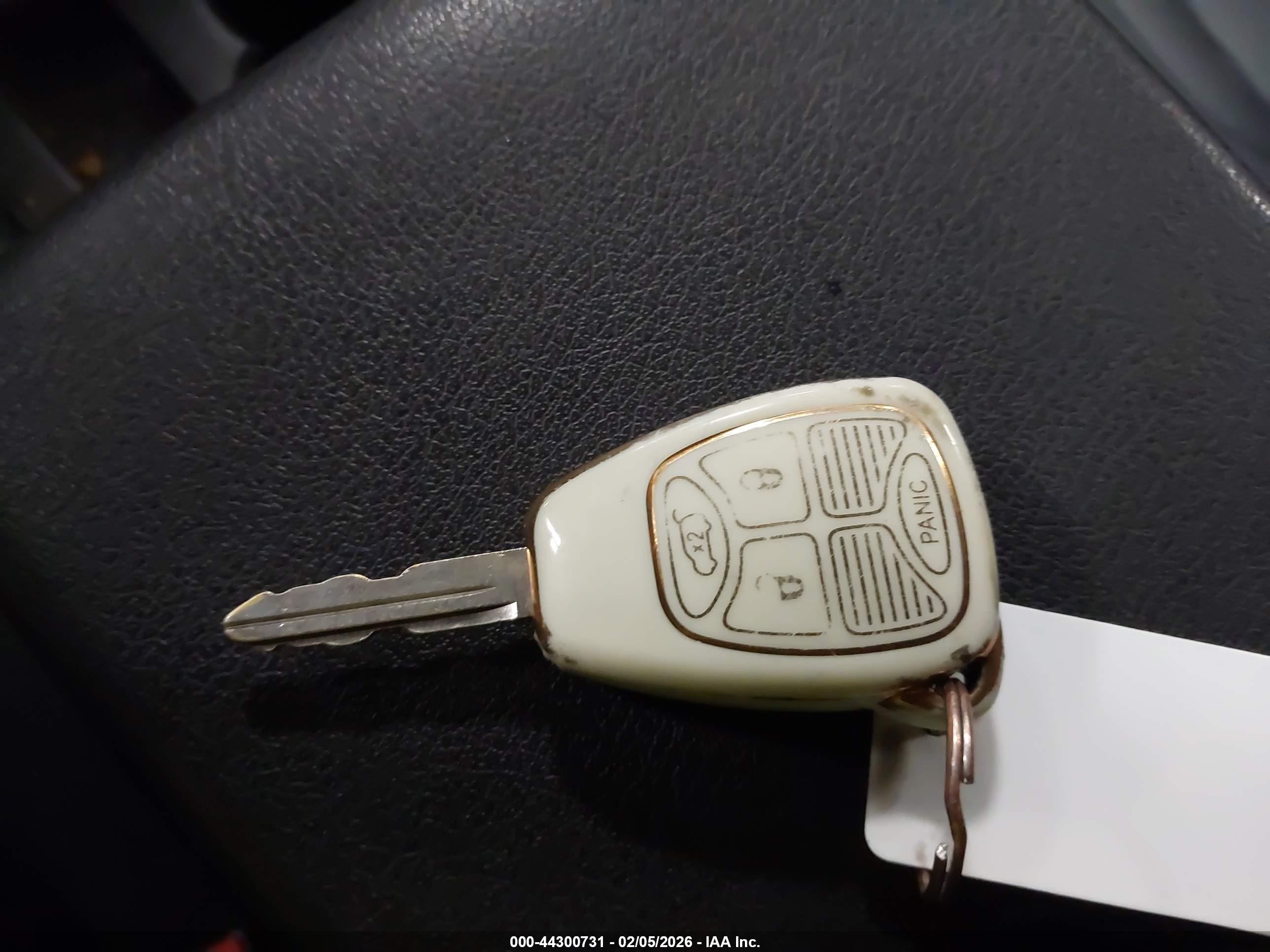 JEEP LIBERTY image 11