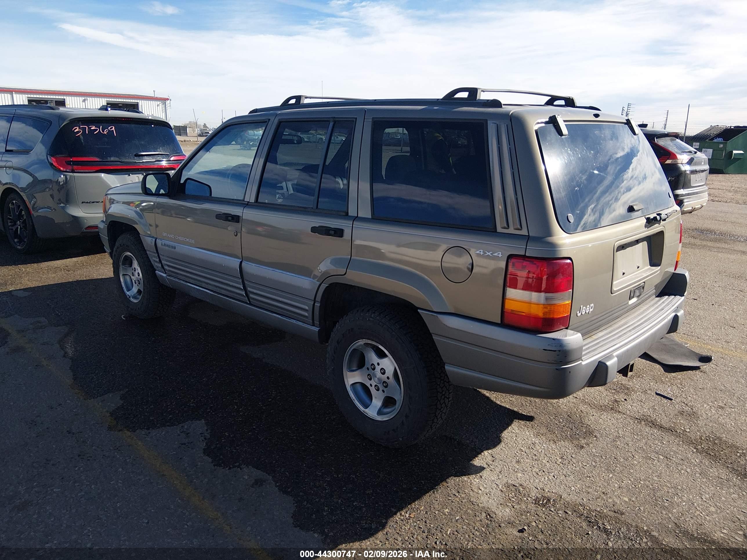 JEEP GRAND image 3