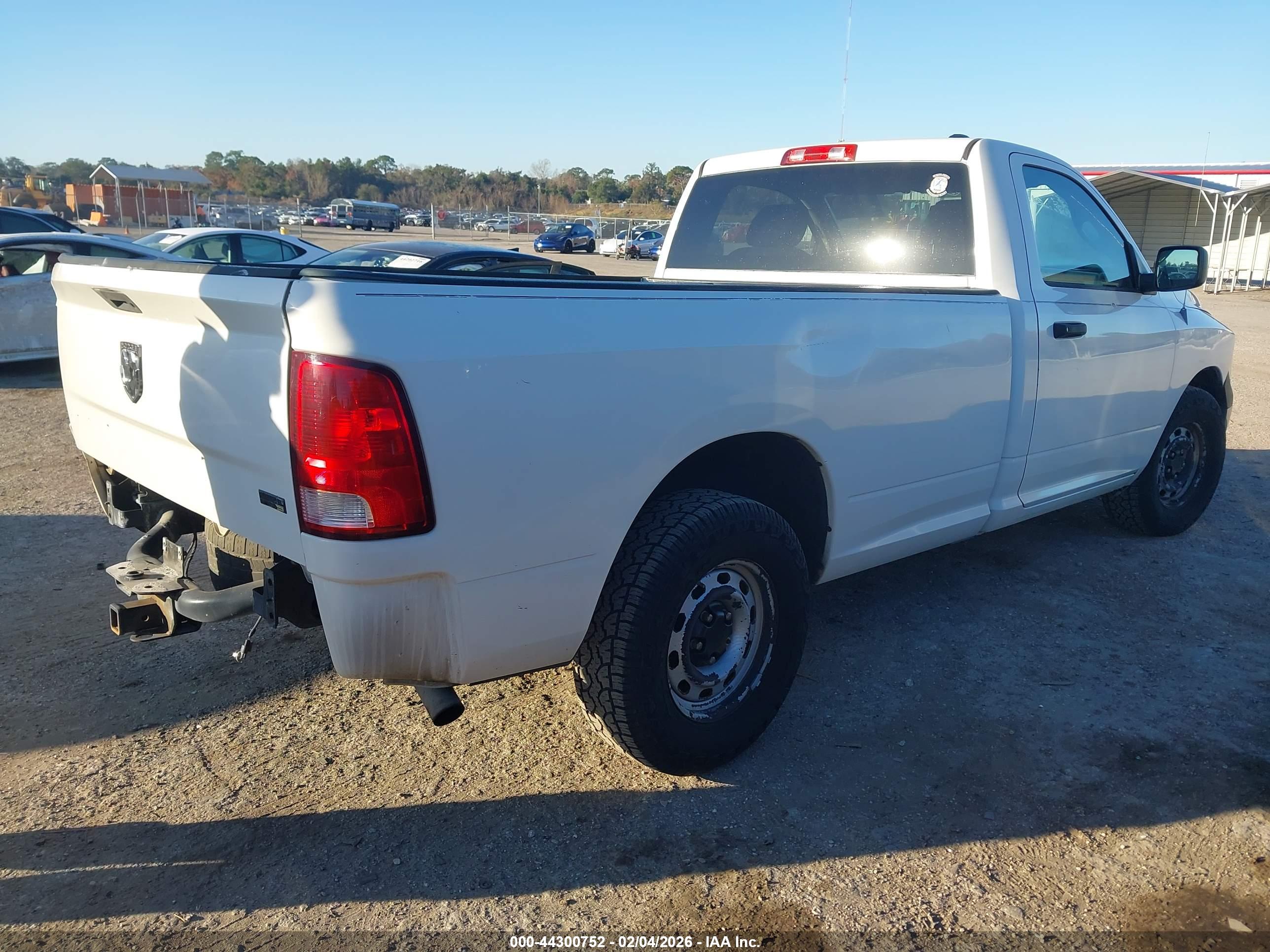DODGE RAM image 4