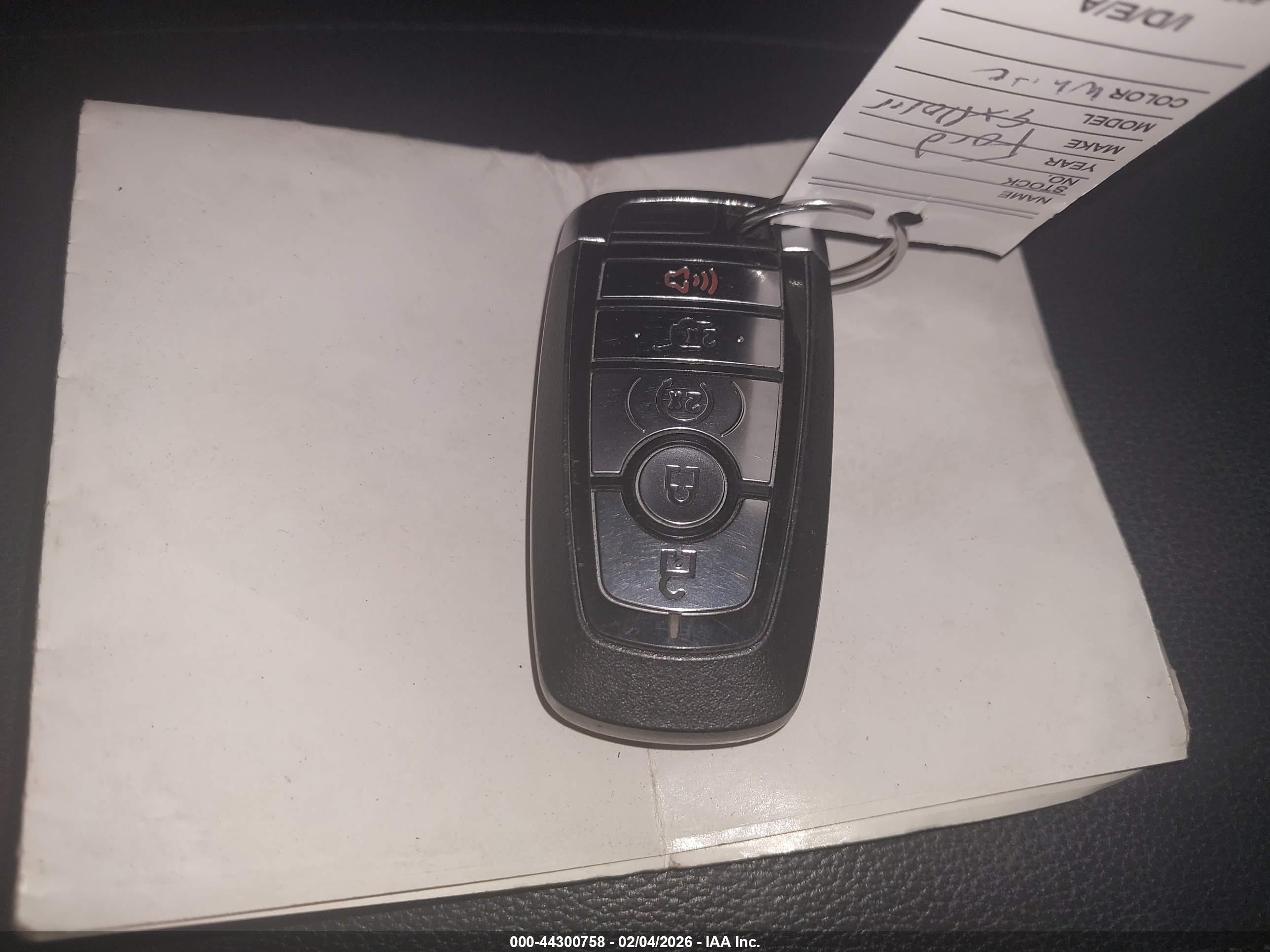 FORD EXPLORER image 11