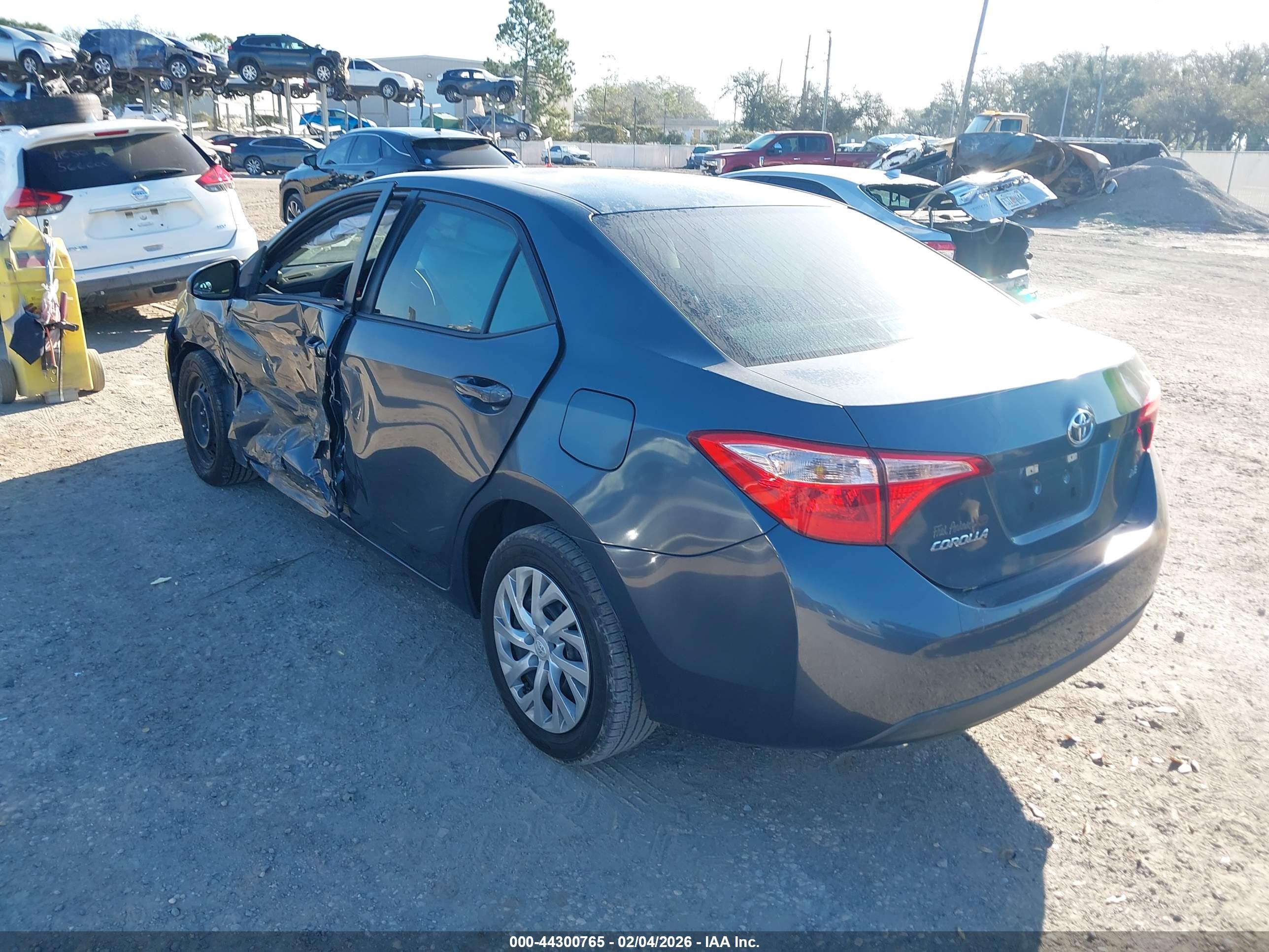 TOYOTA COROLLA image 3
