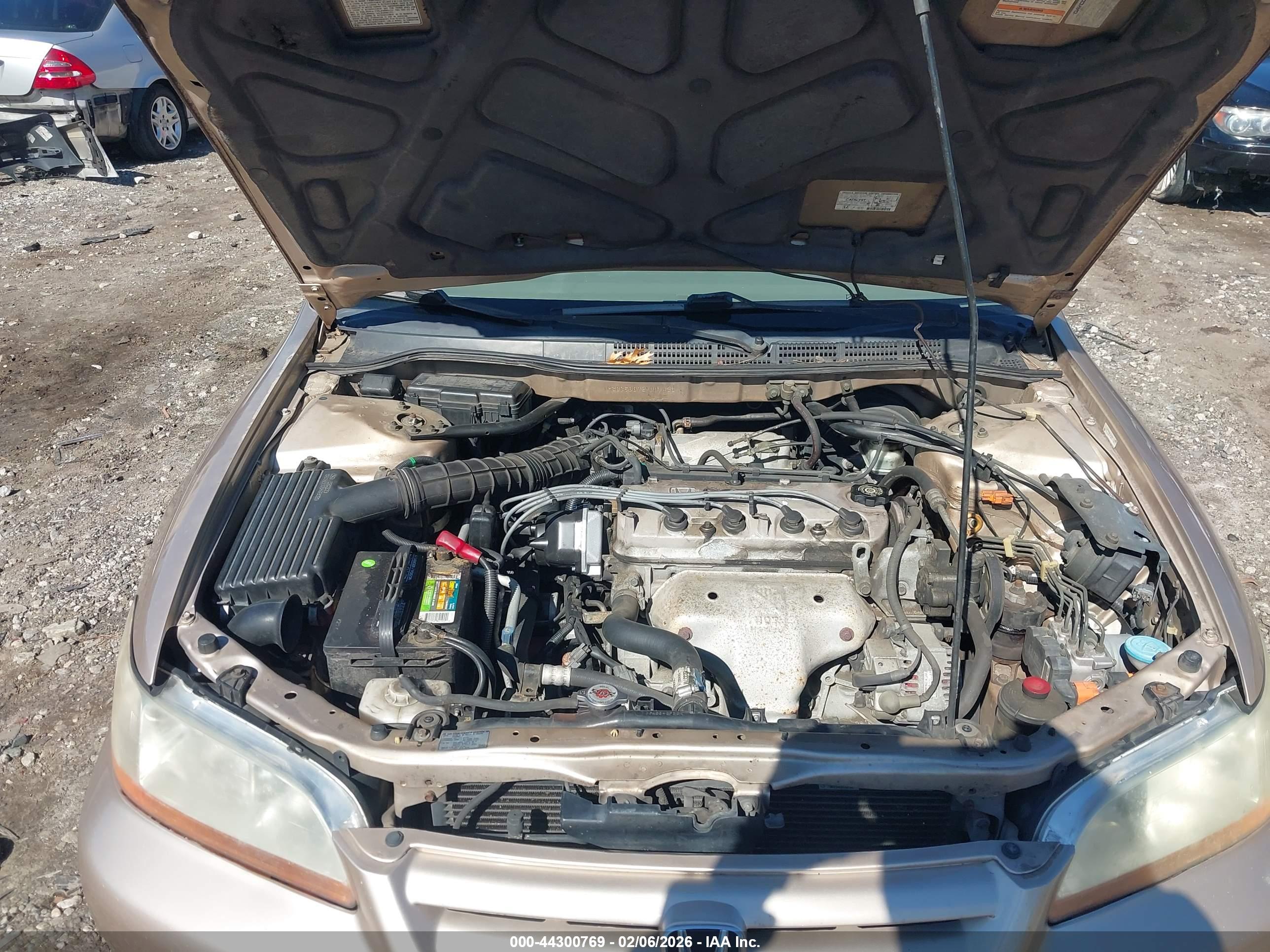 HONDA ACCORD image 10