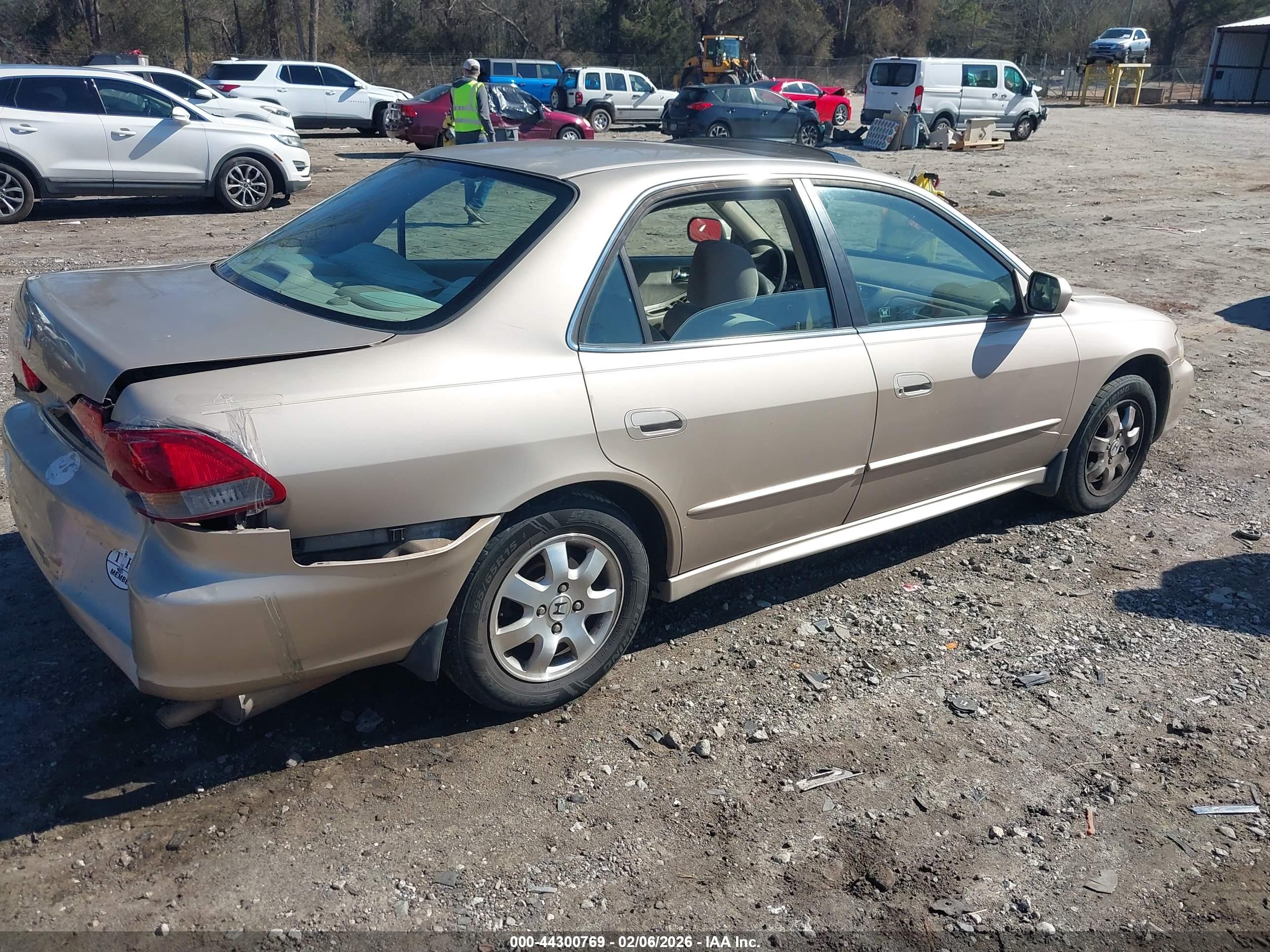 HONDA ACCORD image 4