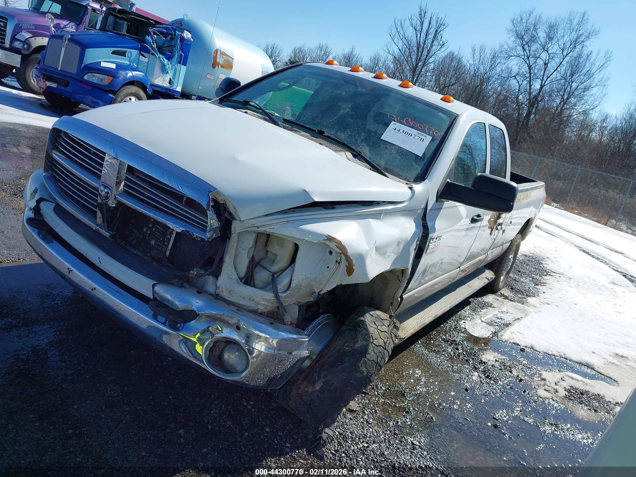 DODGE RAM image 2
