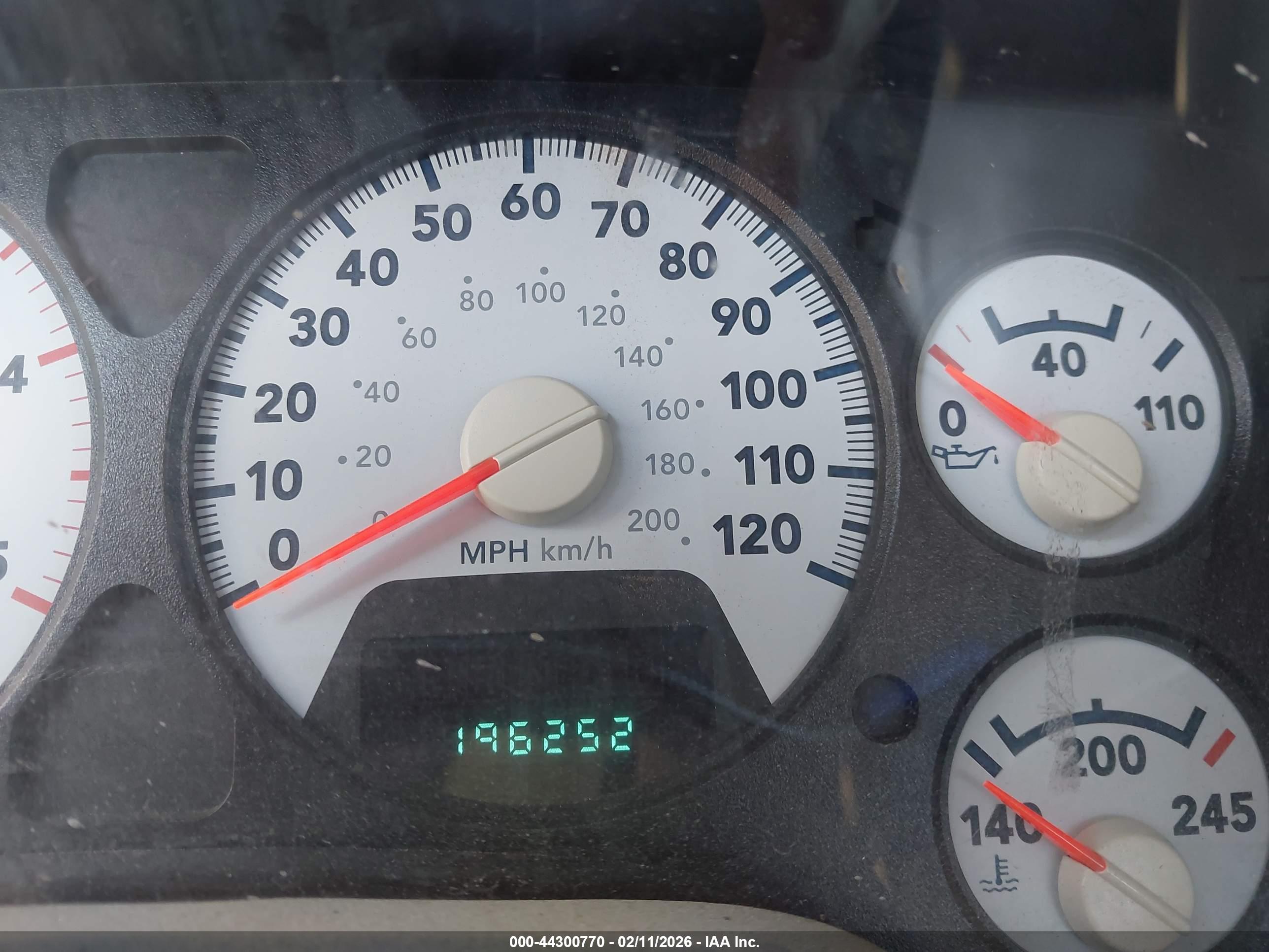 DODGE RAM image 6