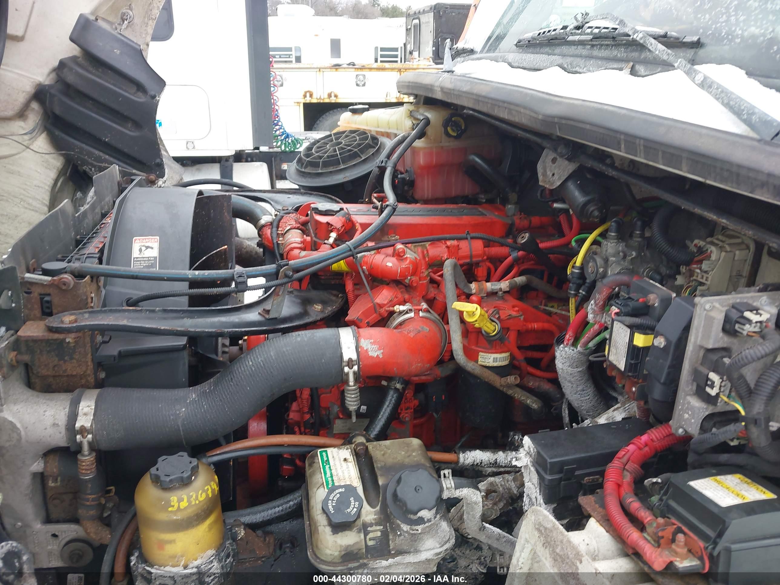 FREIGHTLINER M2 image 10