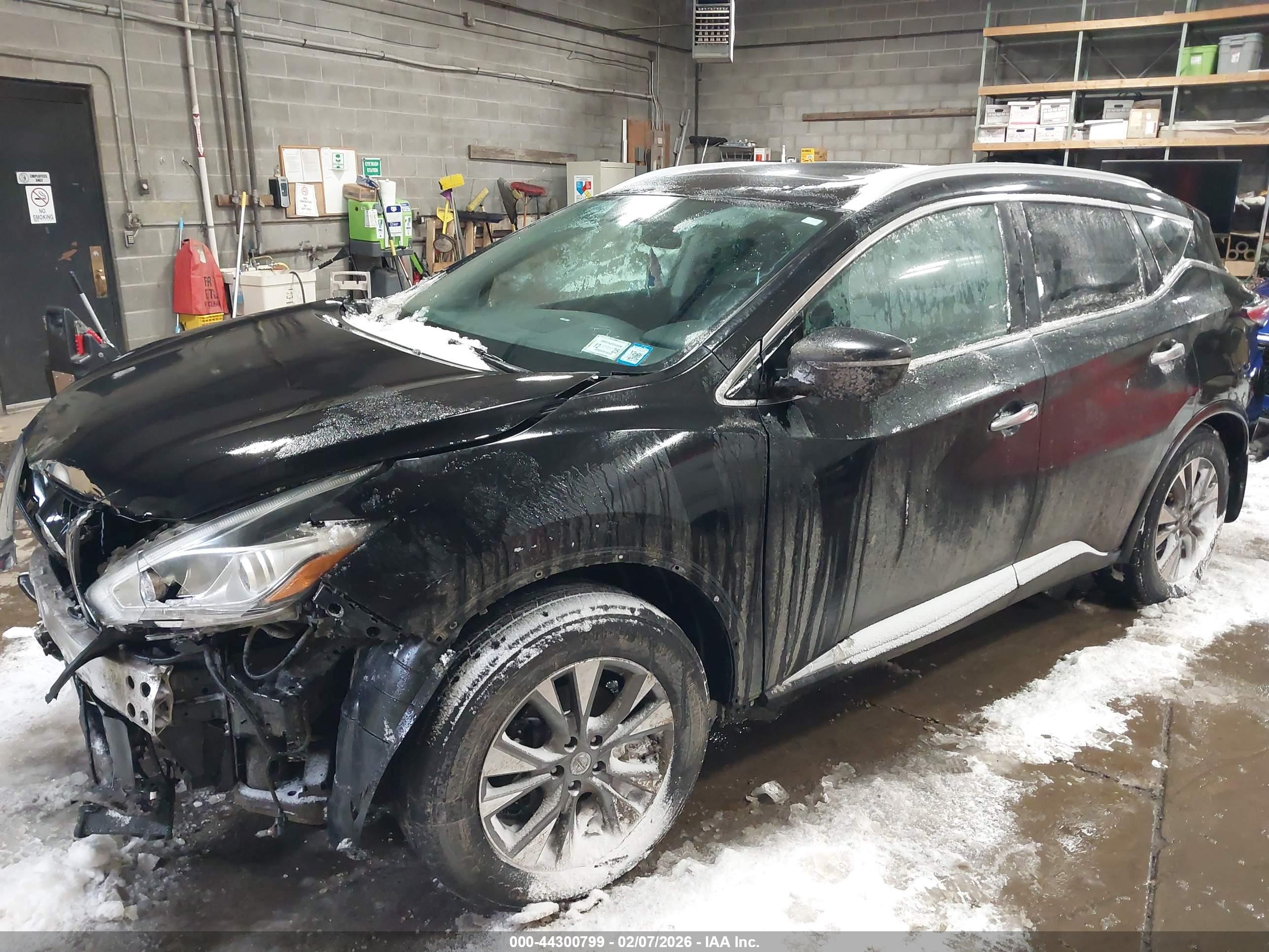 NISSAN MURANO image 2