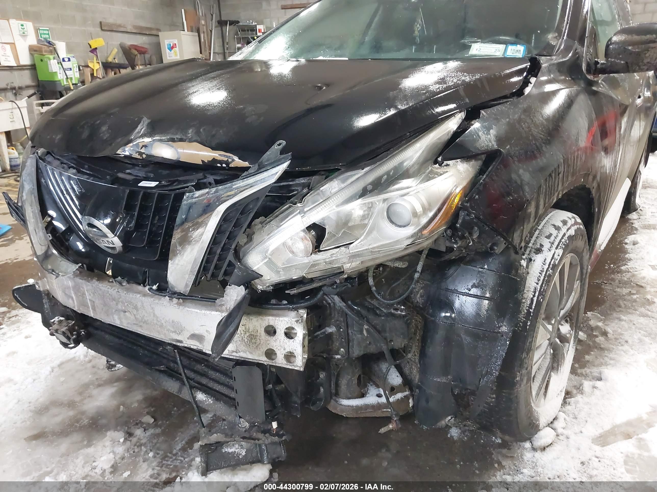 NISSAN MURANO image 6
