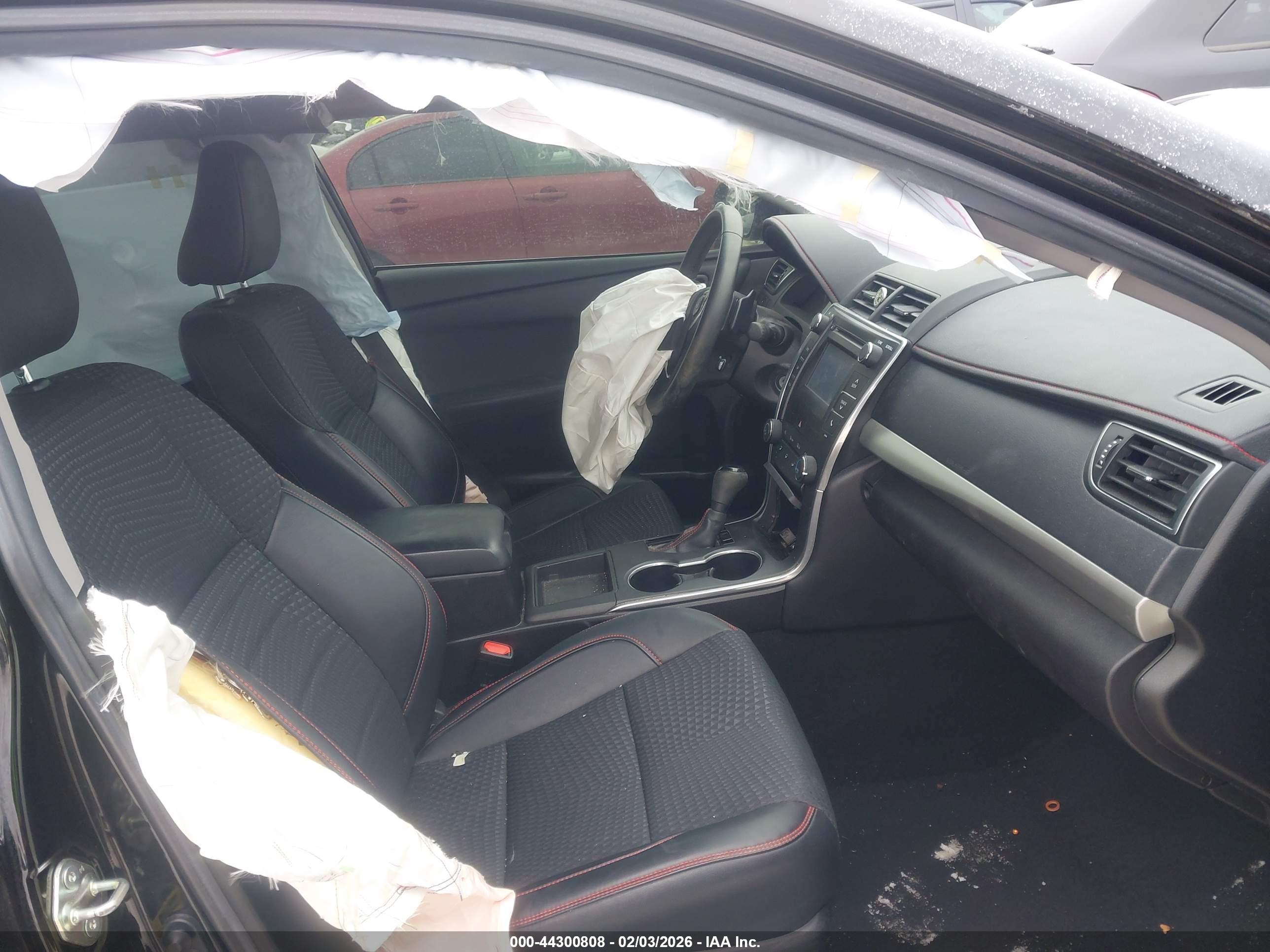 TOYOTA CAMRY image 5