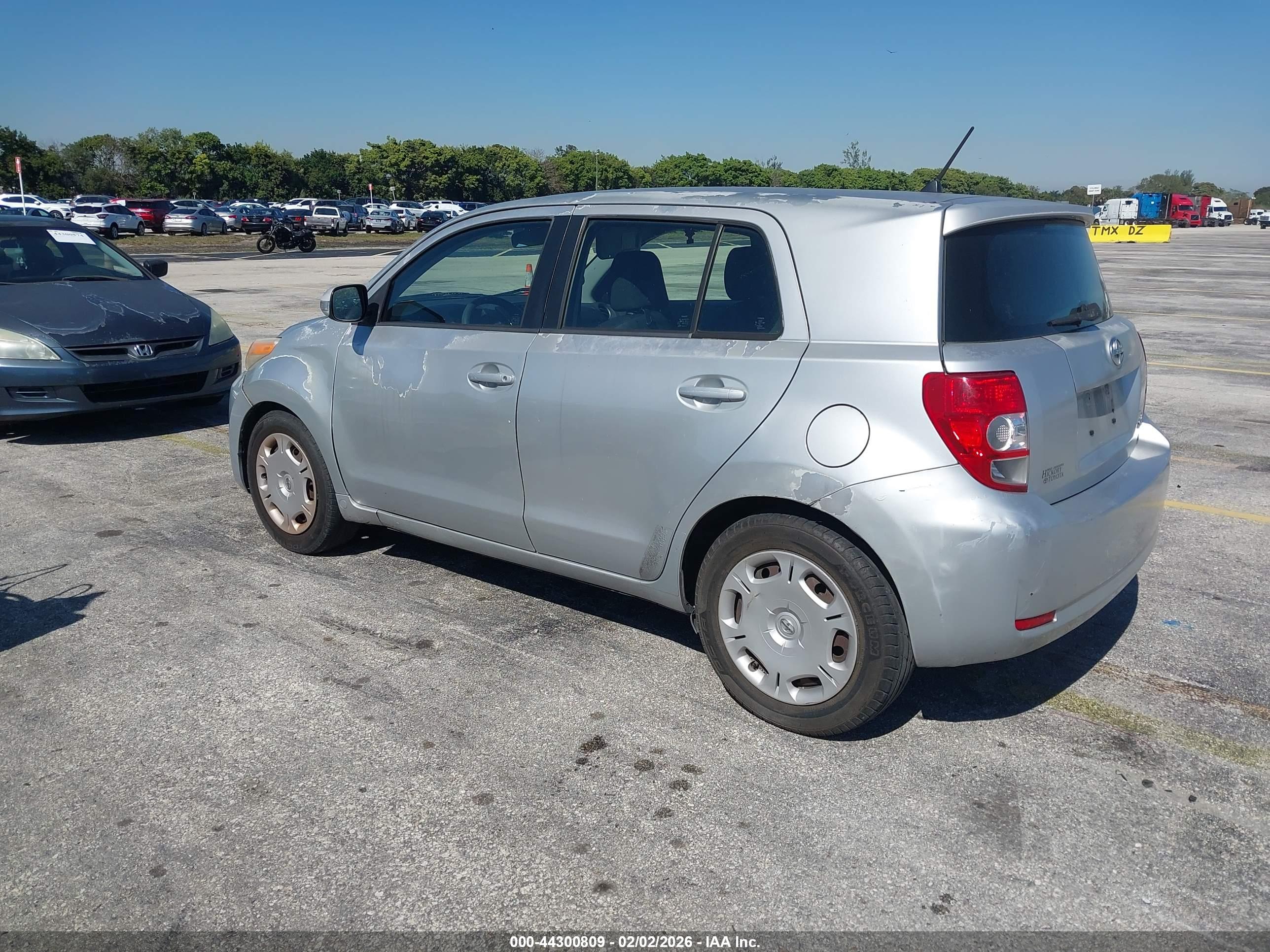 SCION XD image 3