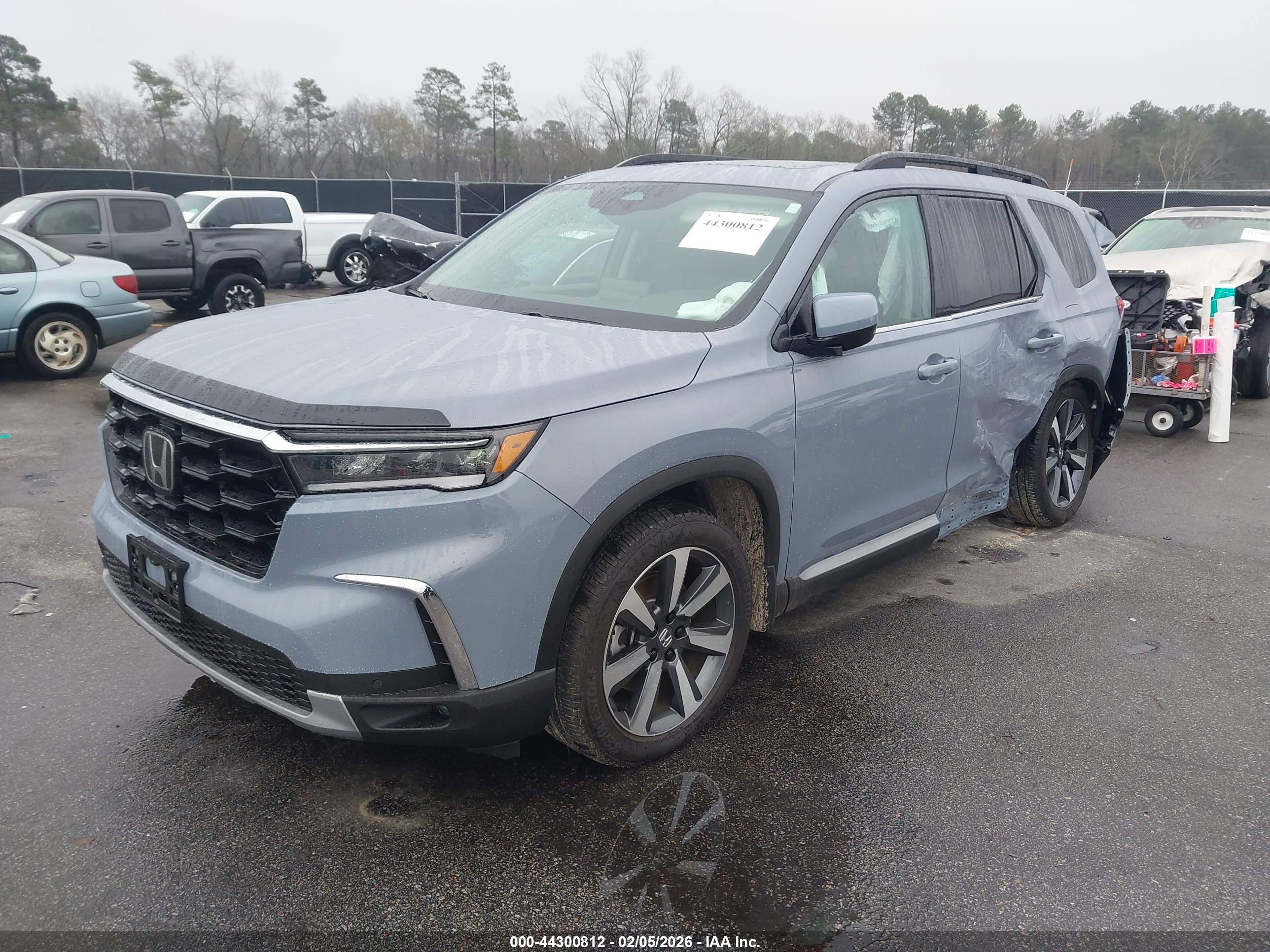 HONDA PILOT image 2