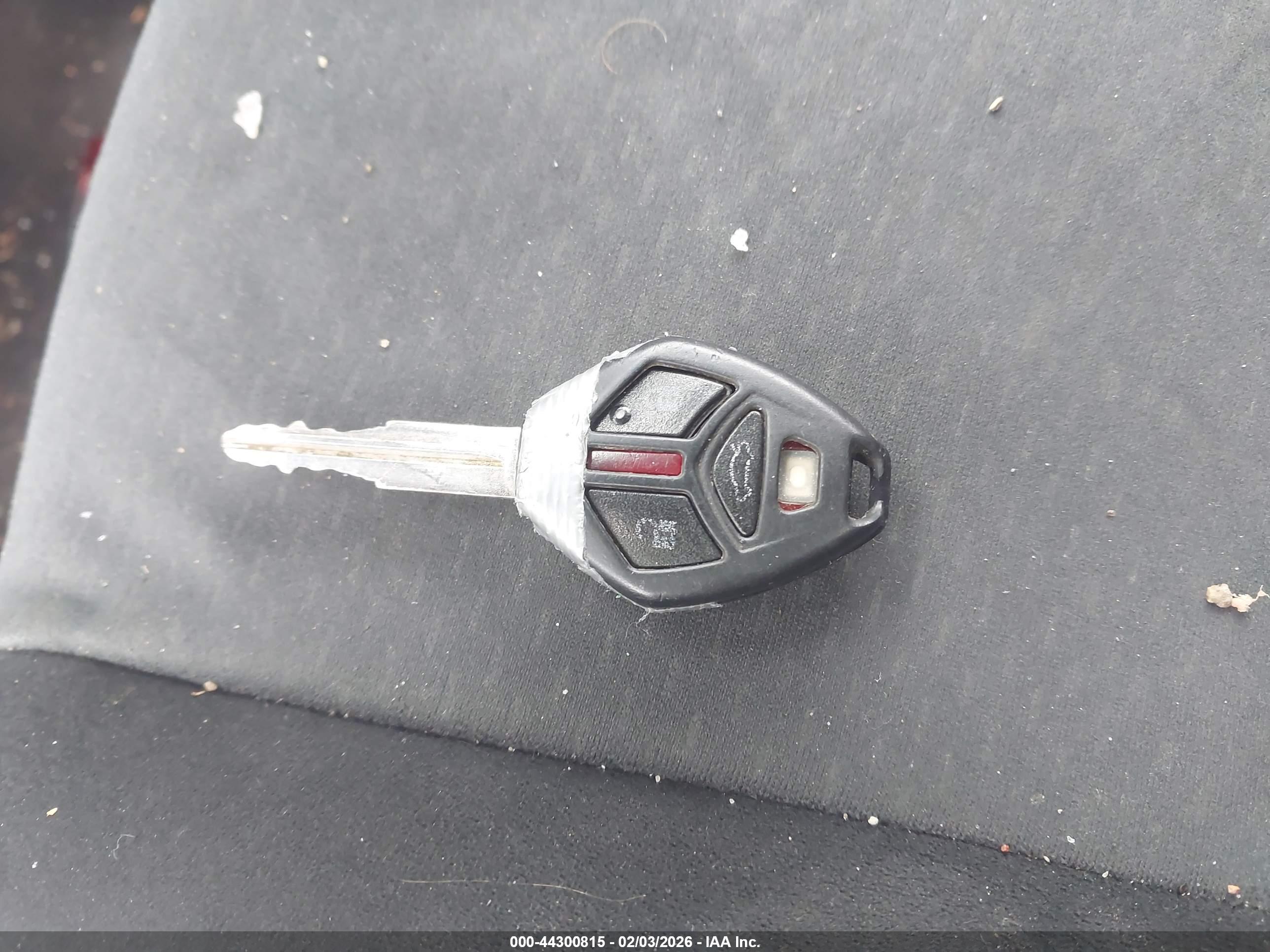 MITSUBISHI LANCER image 11