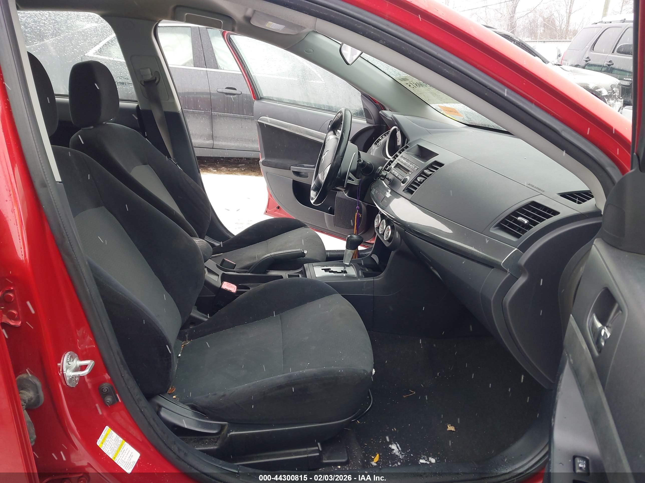 MITSUBISHI LANCER image 5