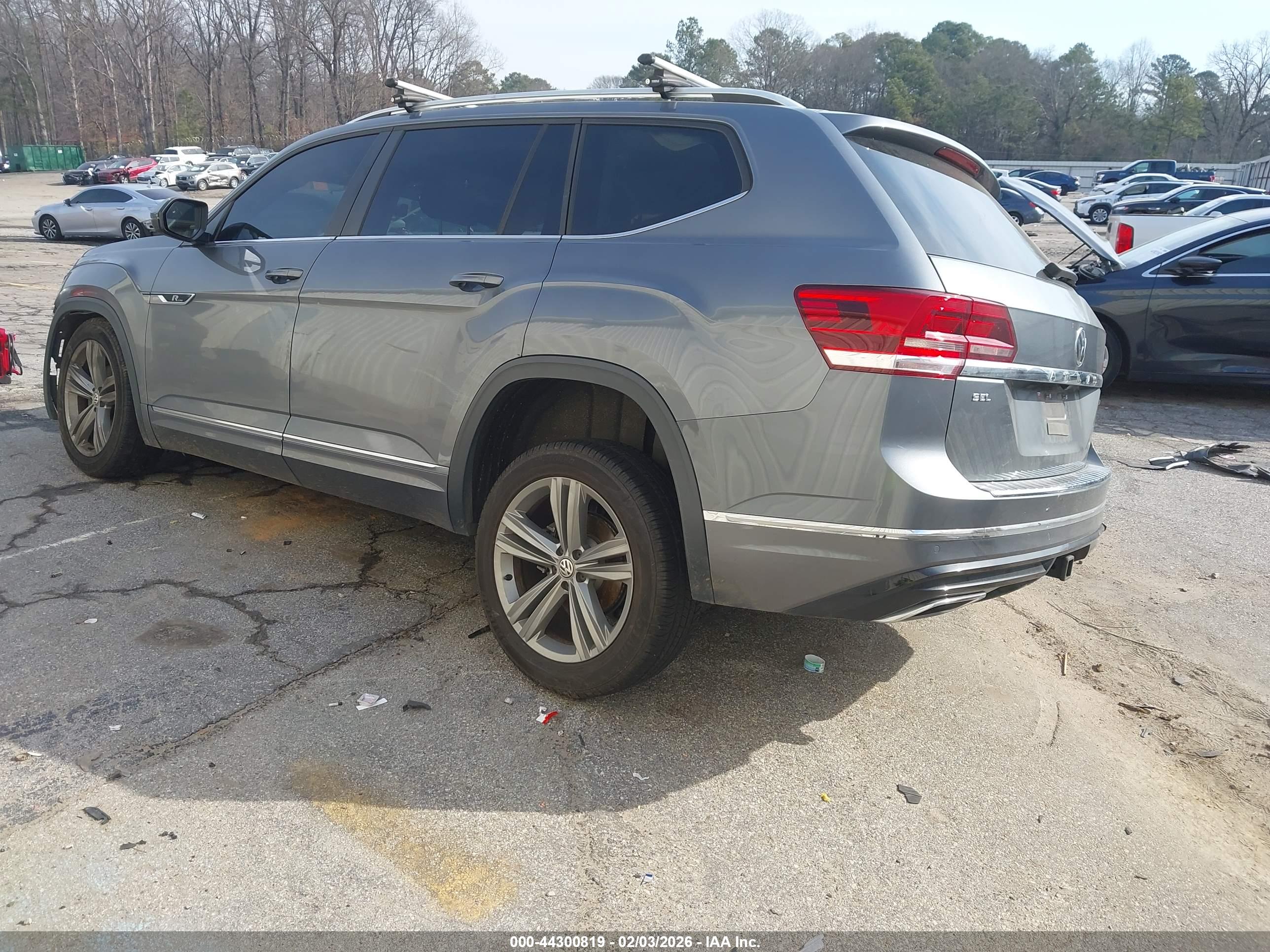 VOLKSWAGEN ATLAS image 3