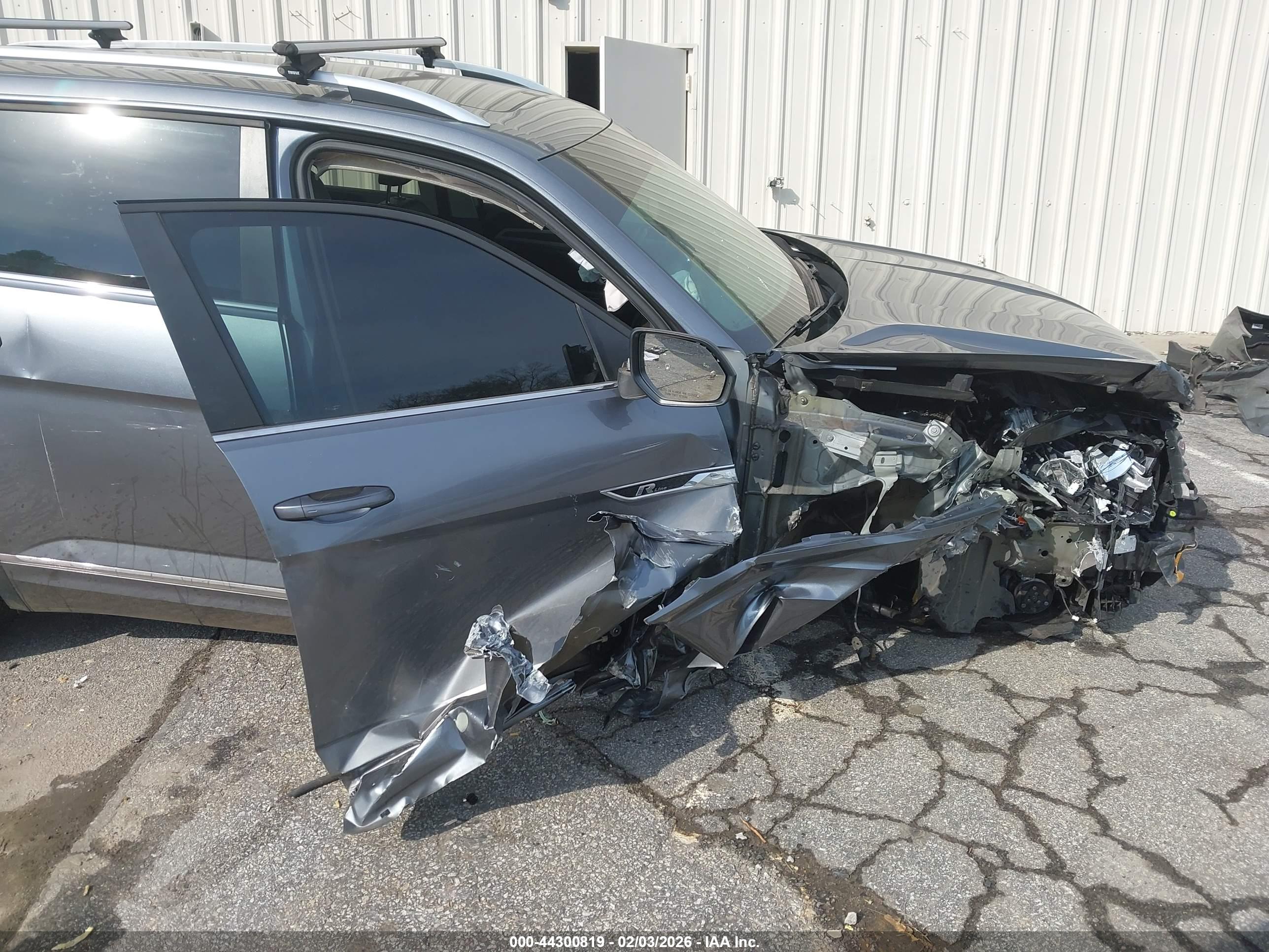 VOLKSWAGEN ATLAS image 6