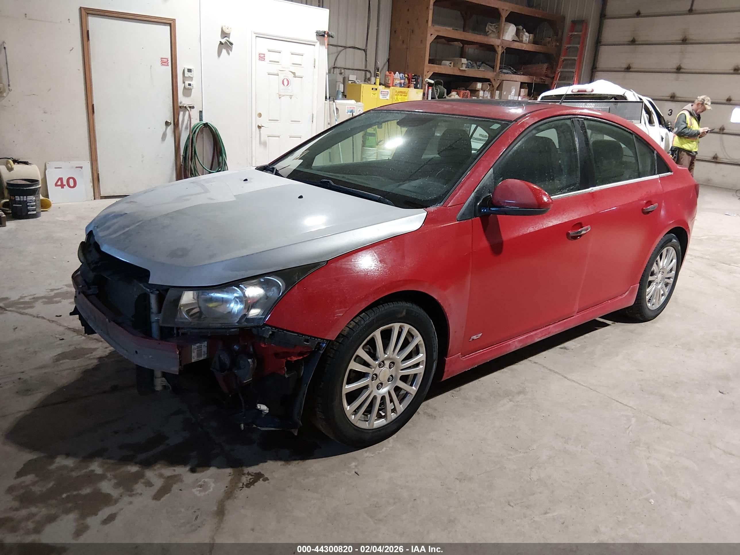 CHEVROLET CRUZE image 2