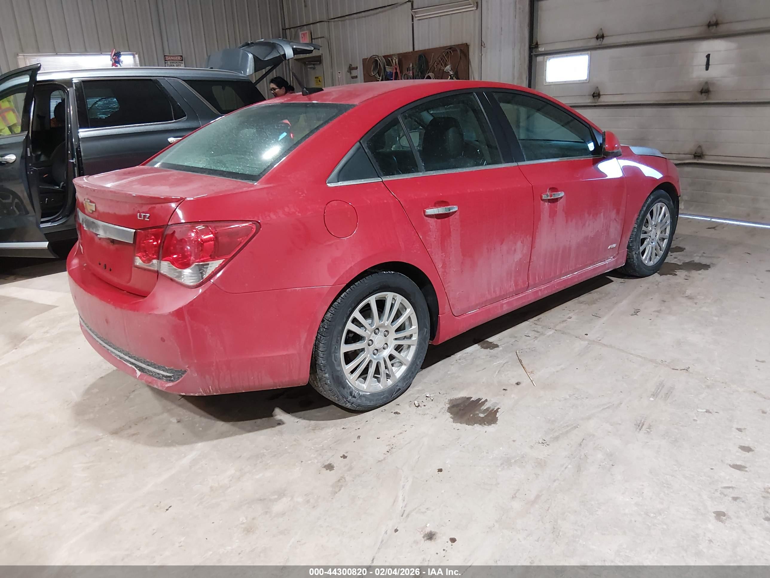 CHEVROLET CRUZE image 4