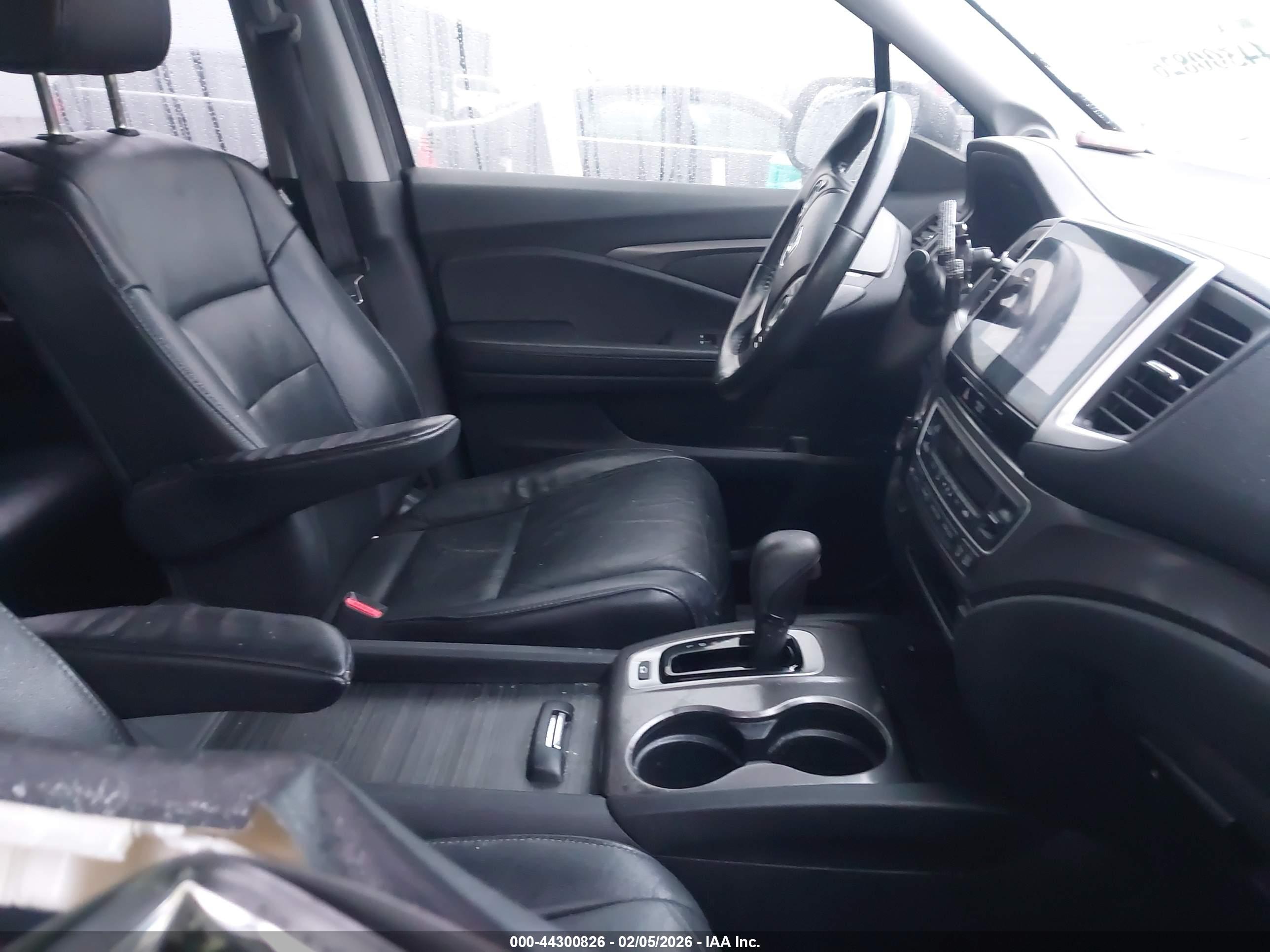 HONDA PILOT image 5