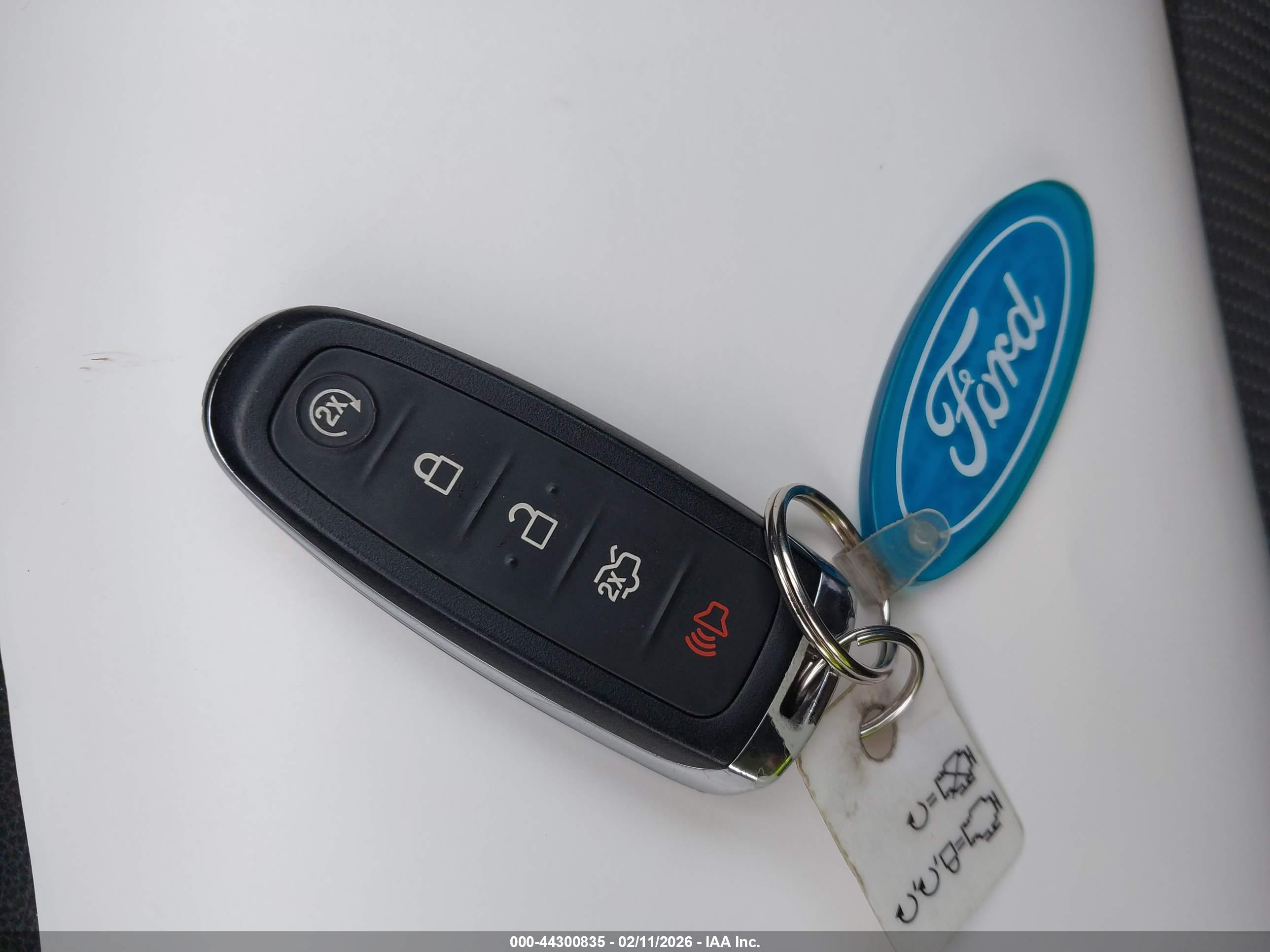 FORD ESCAPE image 11