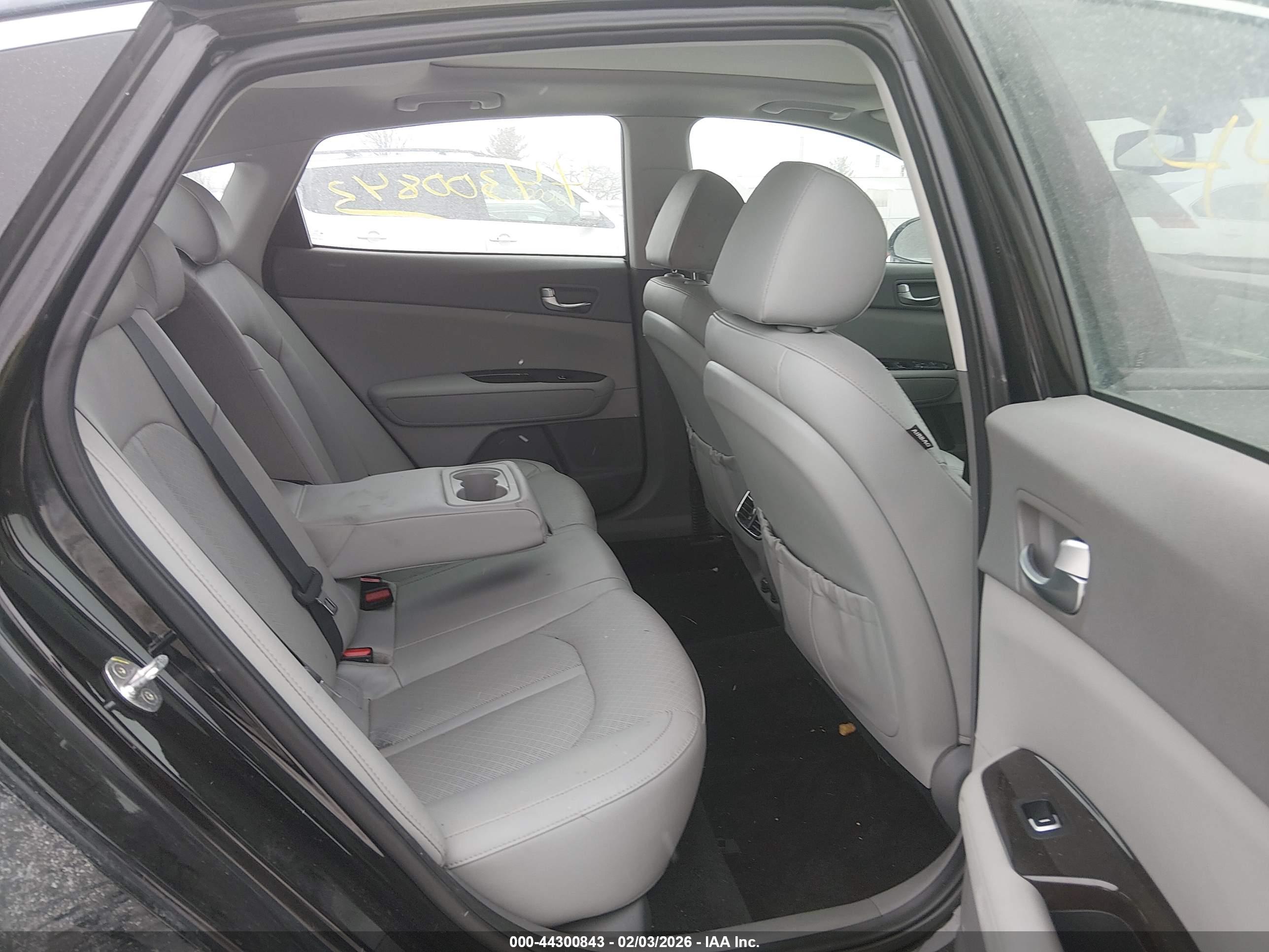 KIA OPTIMA image 8