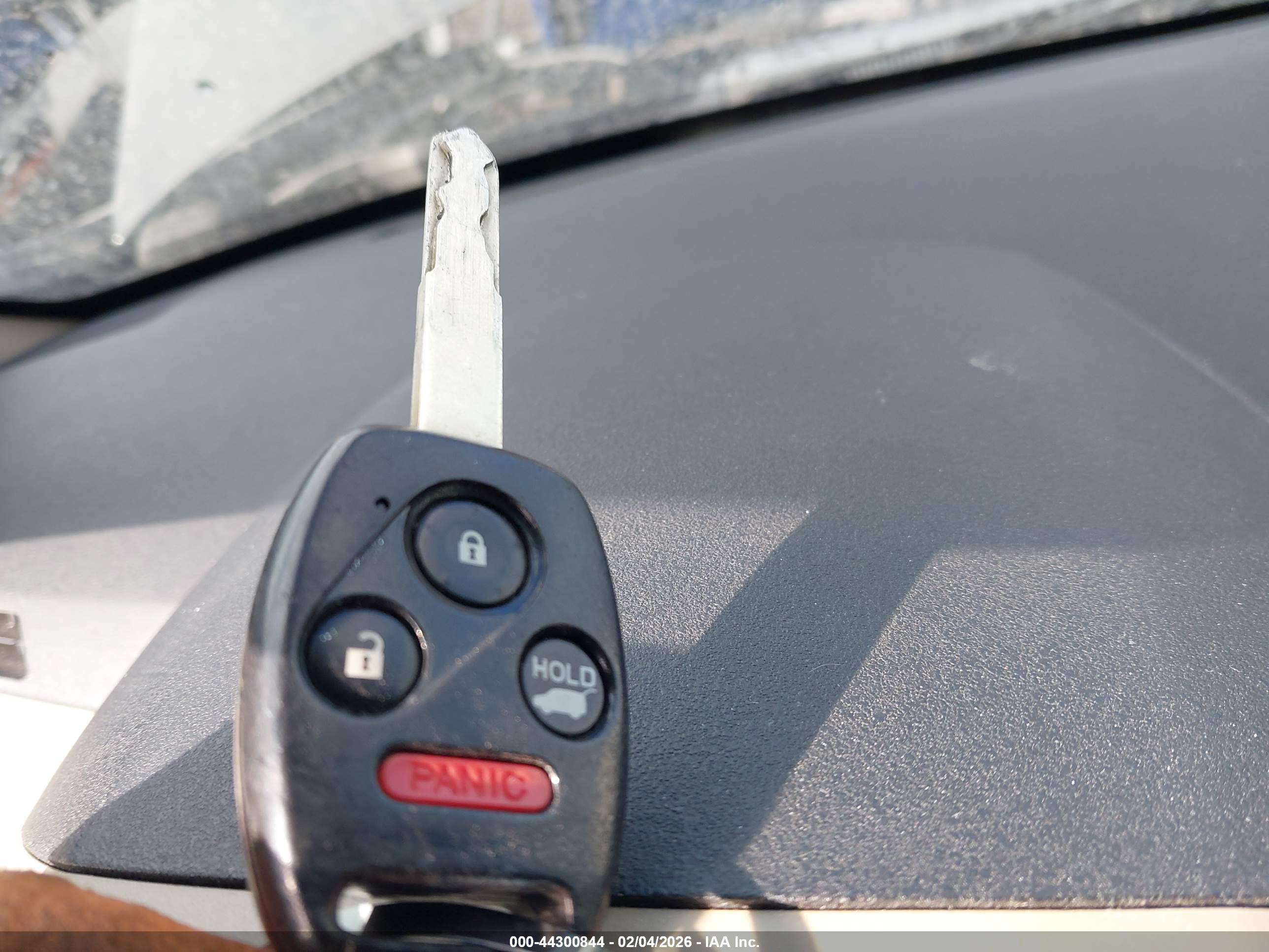 HONDA PILOT image 11
