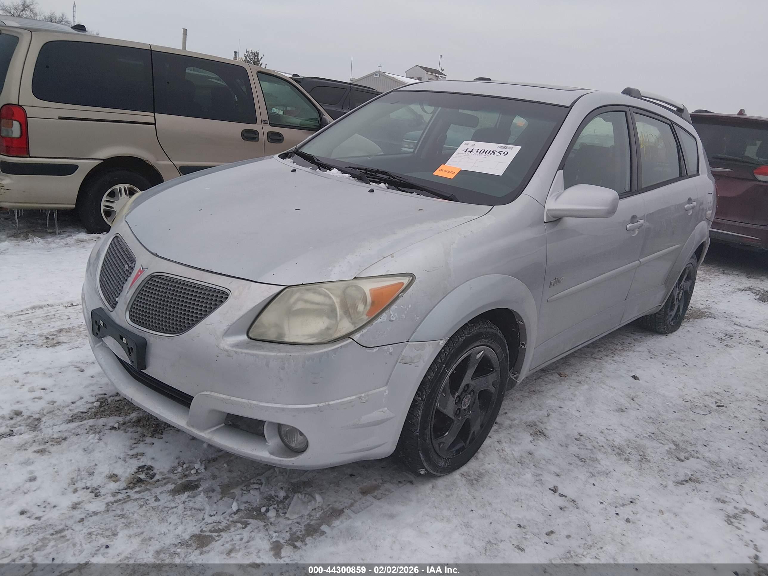 PONTIAC VIBE image 2