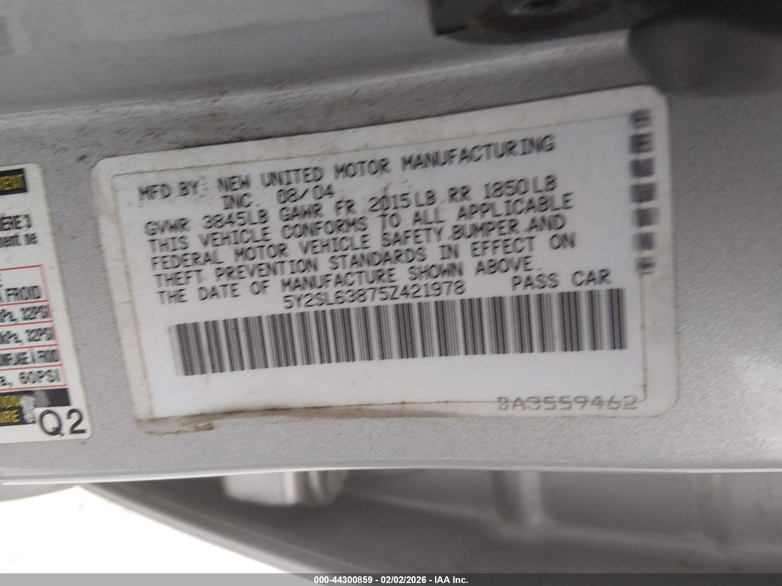 PONTIAC VIBE image 9