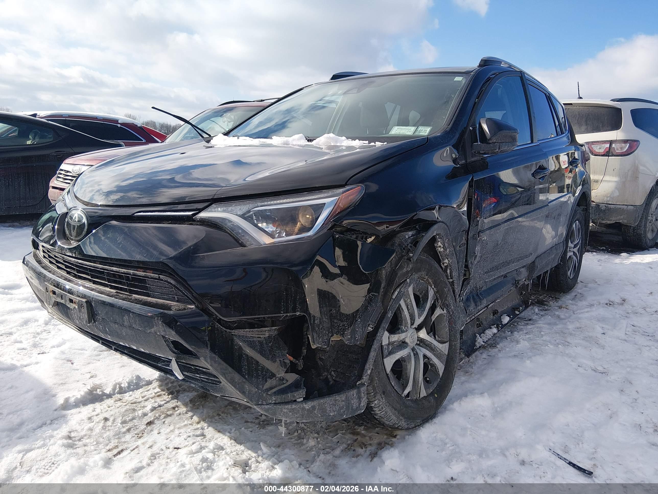 TOYOTA RAV4 image 6