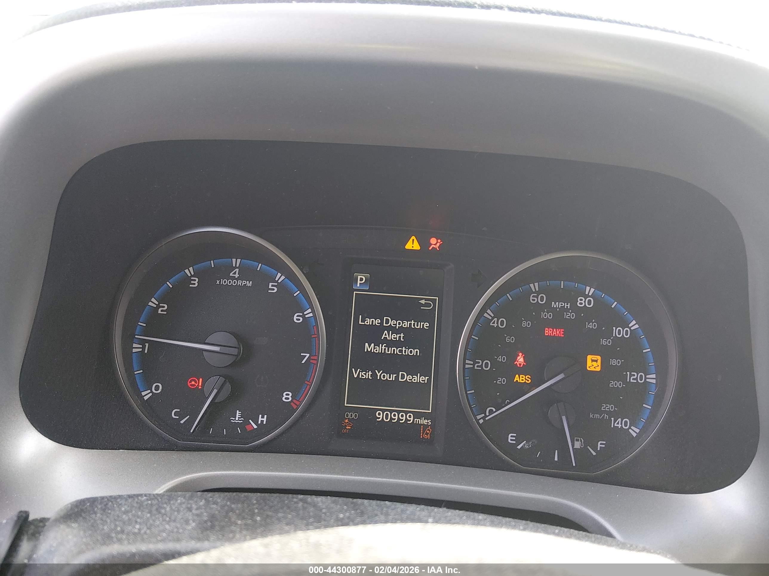 TOYOTA RAV4 image 7