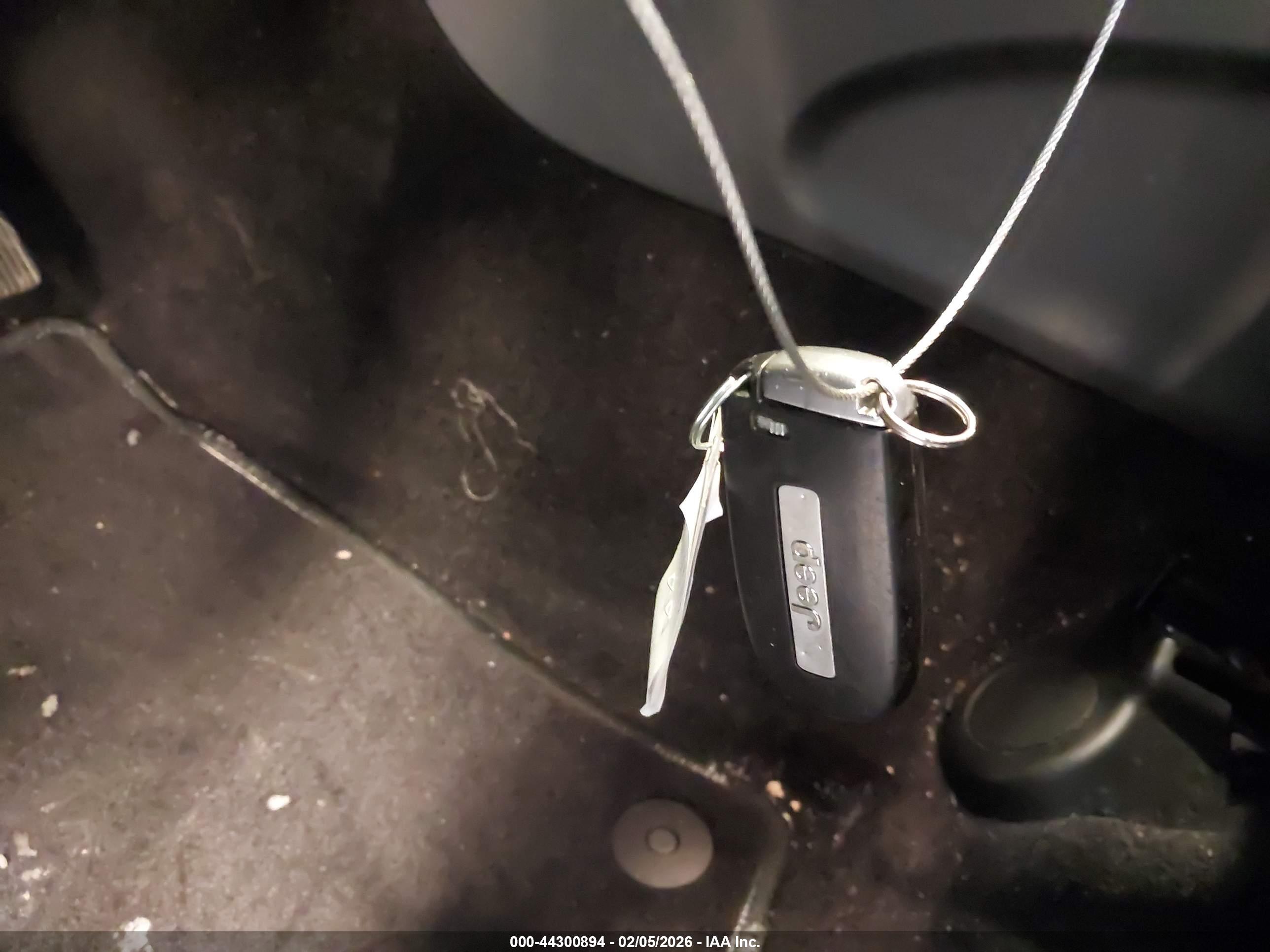 JEEP GRAND image 11