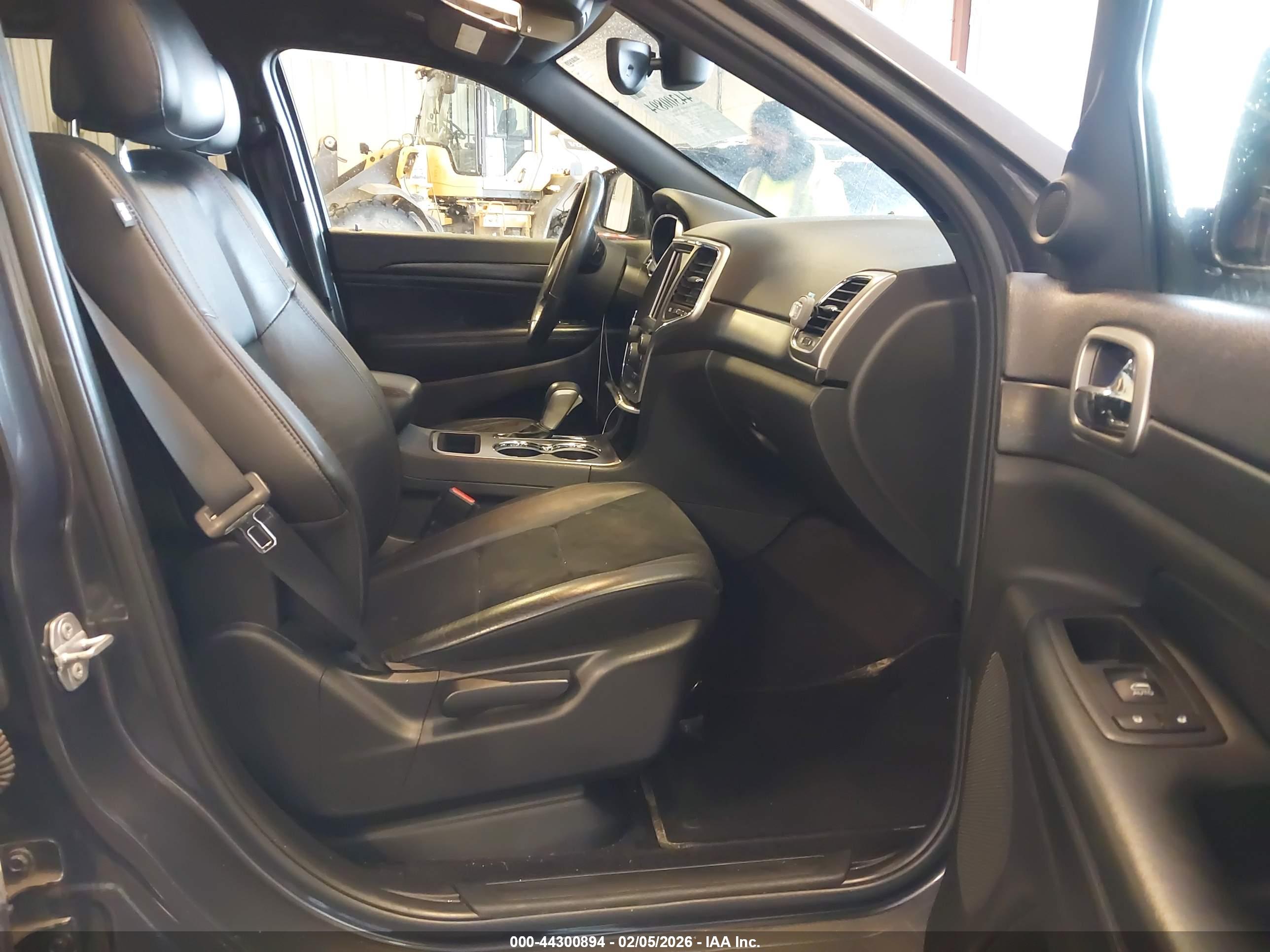 JEEP GRAND image 5