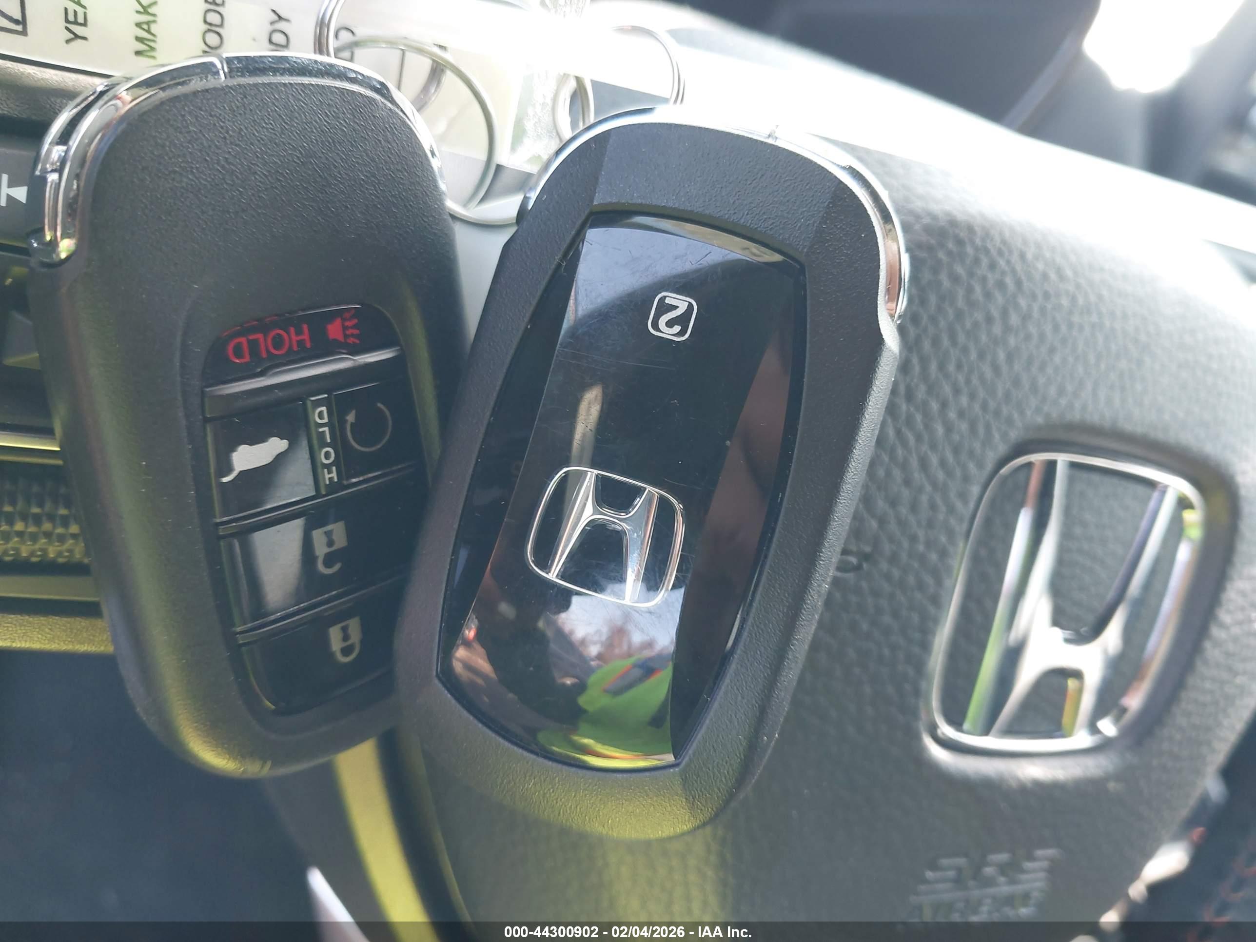 HONDA CR-V image 11