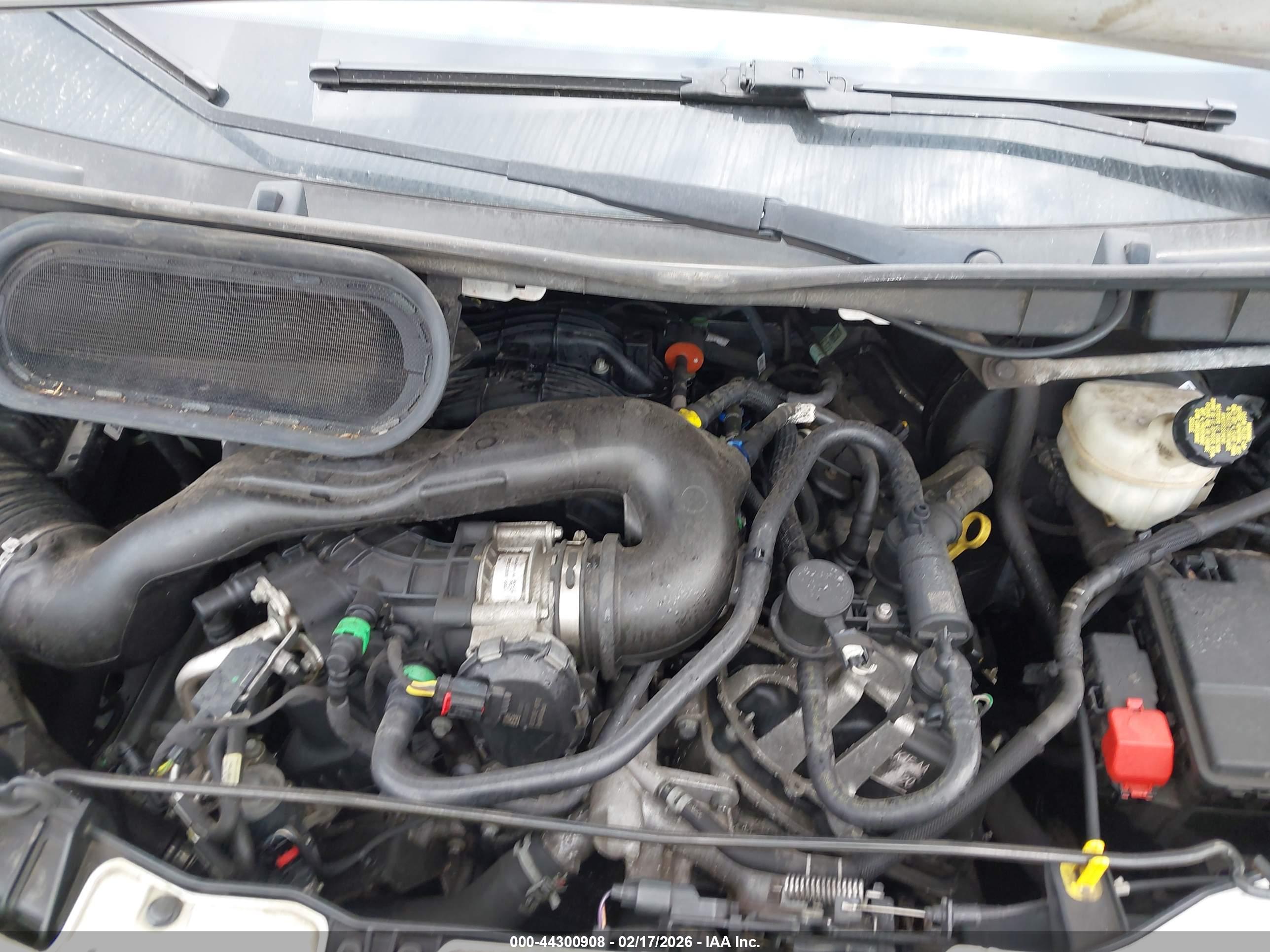 FORD TRANSIT-250 image 10