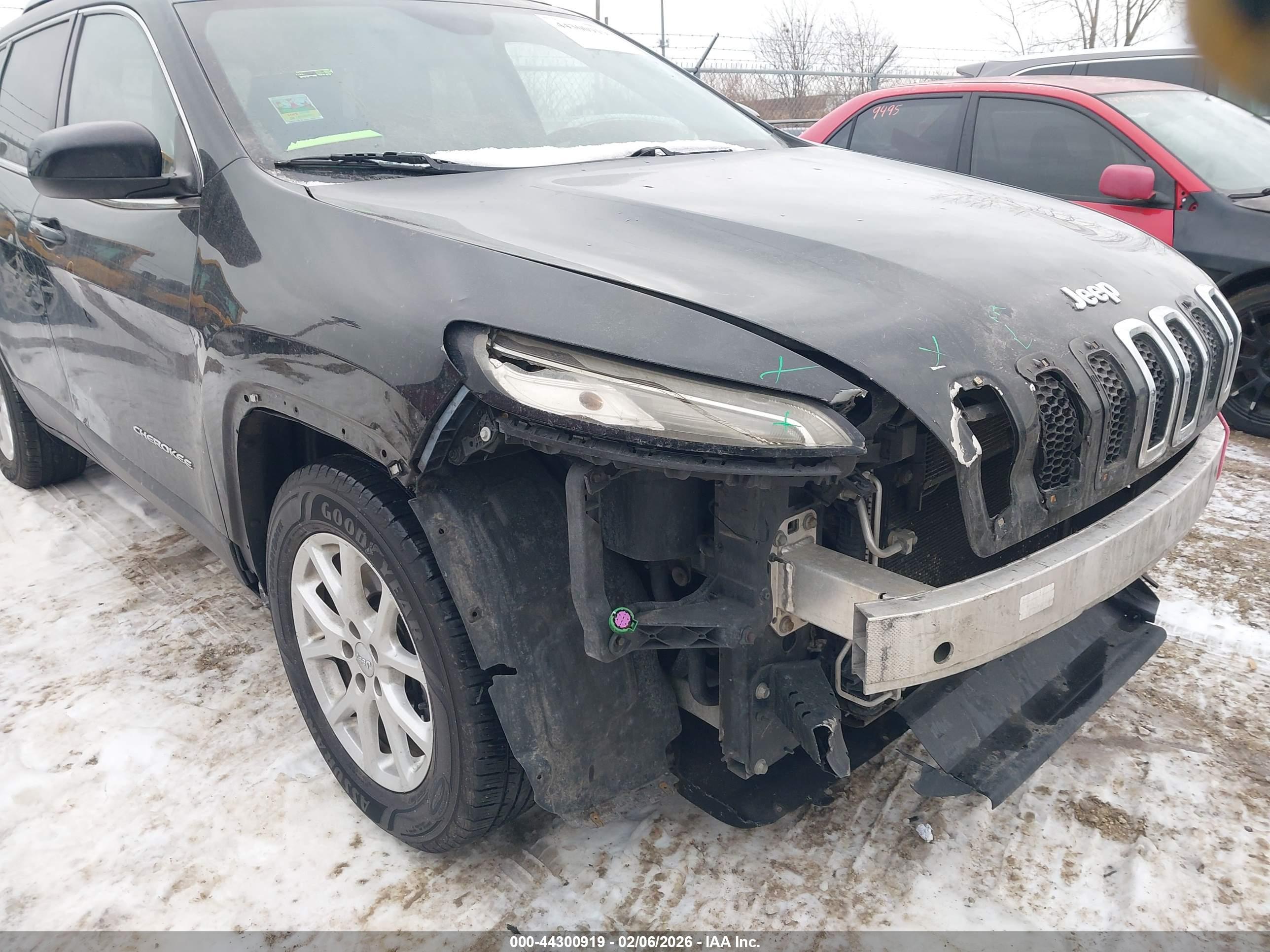 JEEP CHEROKEE image 6