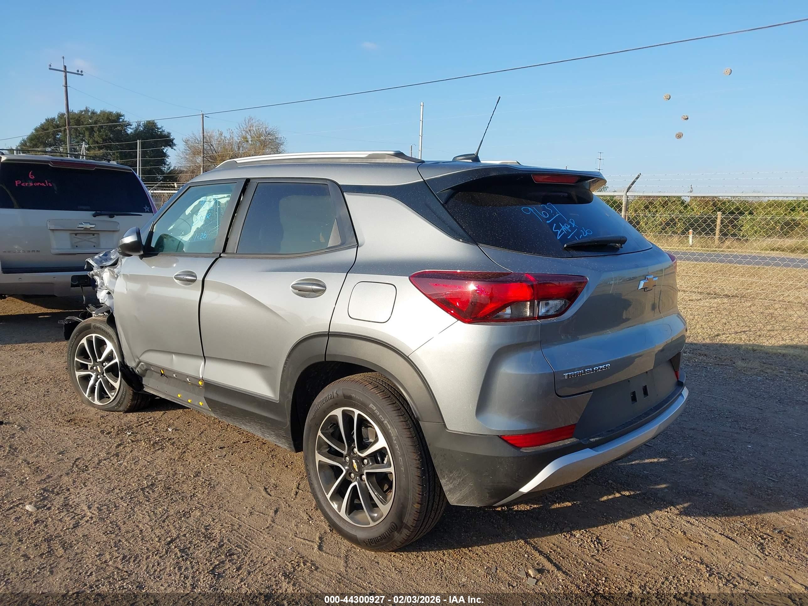 CHEVROLET TRAILBLAZER image 3