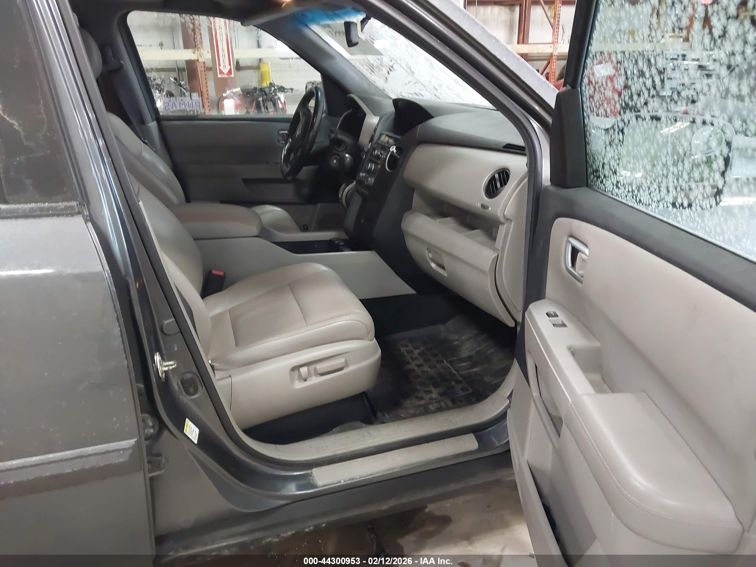HONDA PILOT image 5