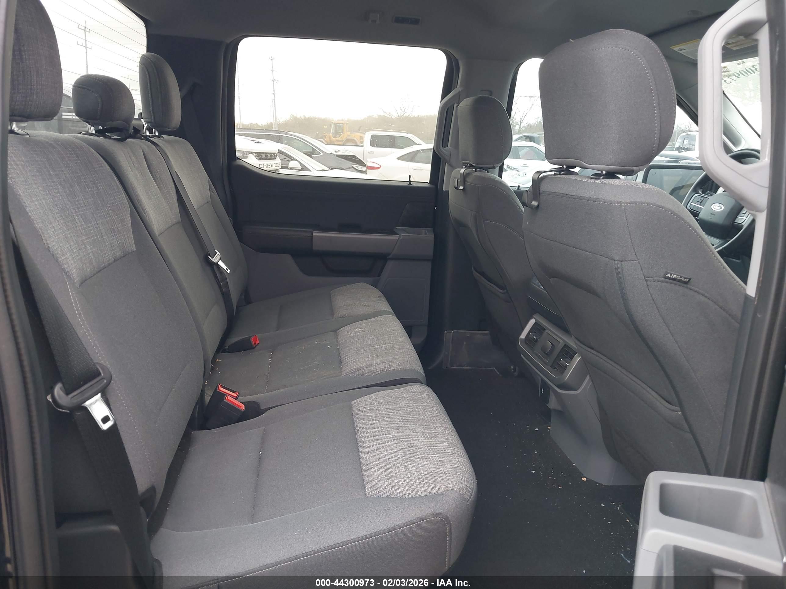 FORD F-150 image 8